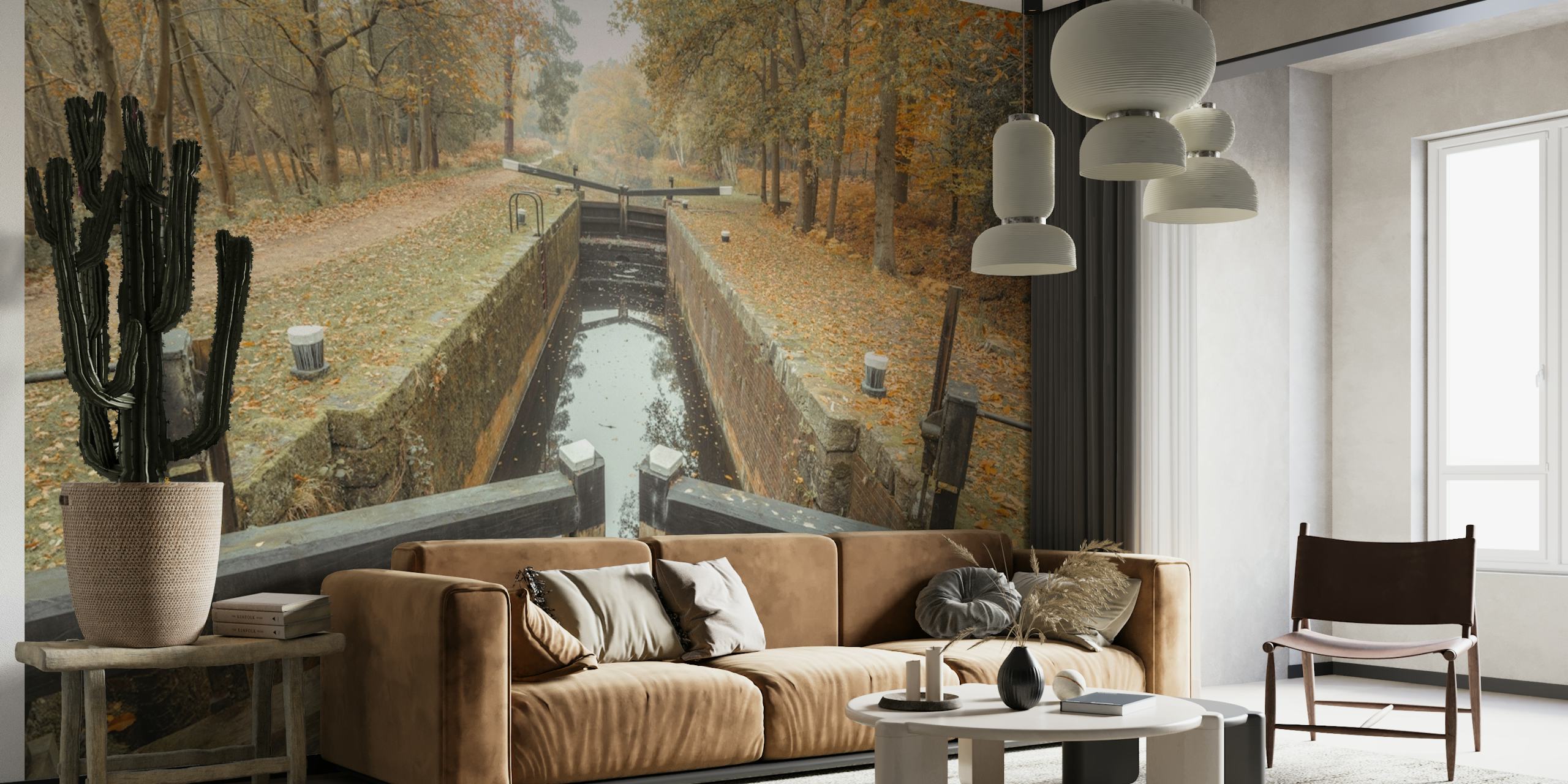 Papier peint mural canal forêt d'automne avec porte d'écluse en bois