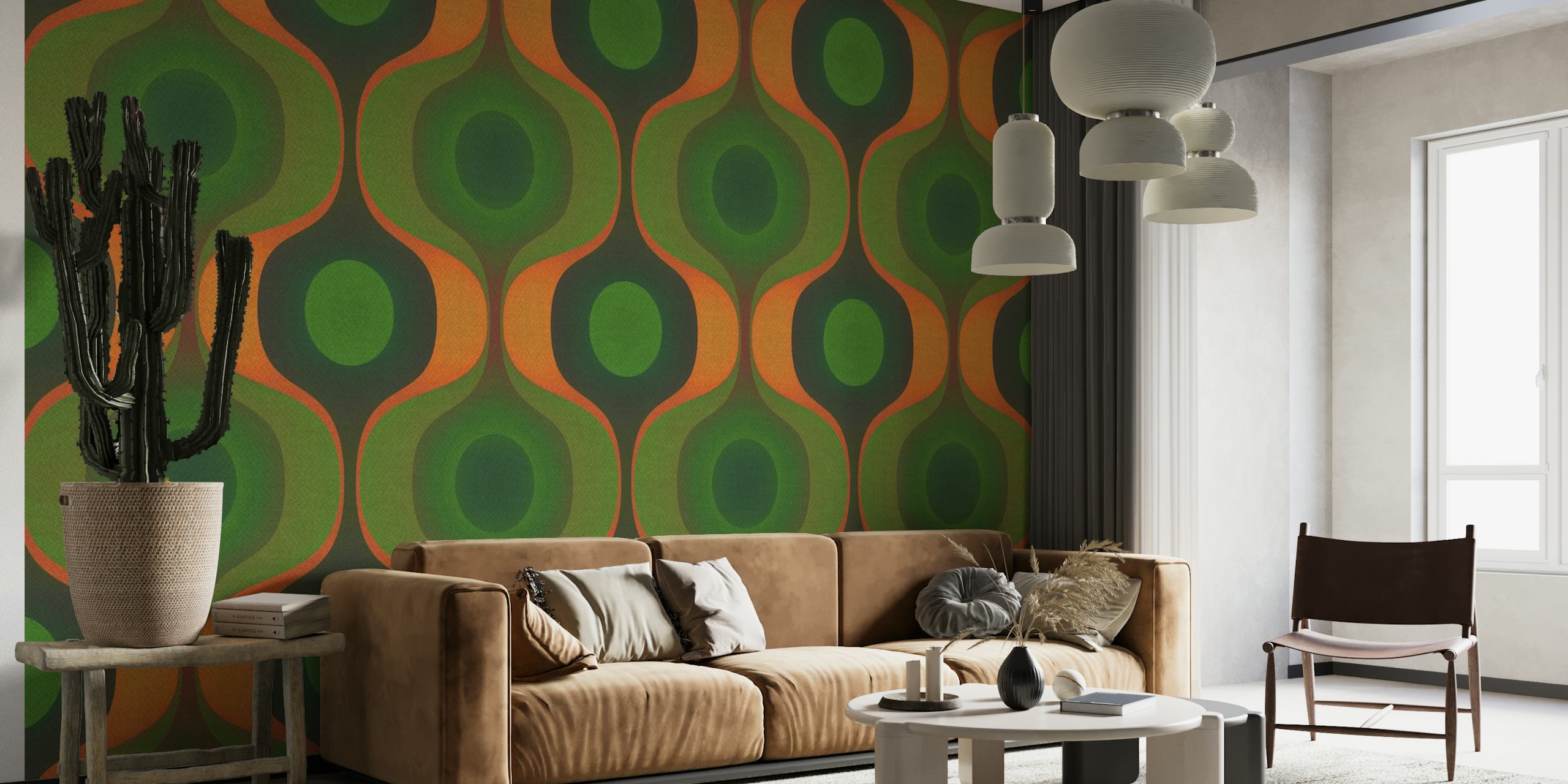 Fotomural vinílico de parede com padrão geométrico verde e laranja que lembra a década de 1970.
