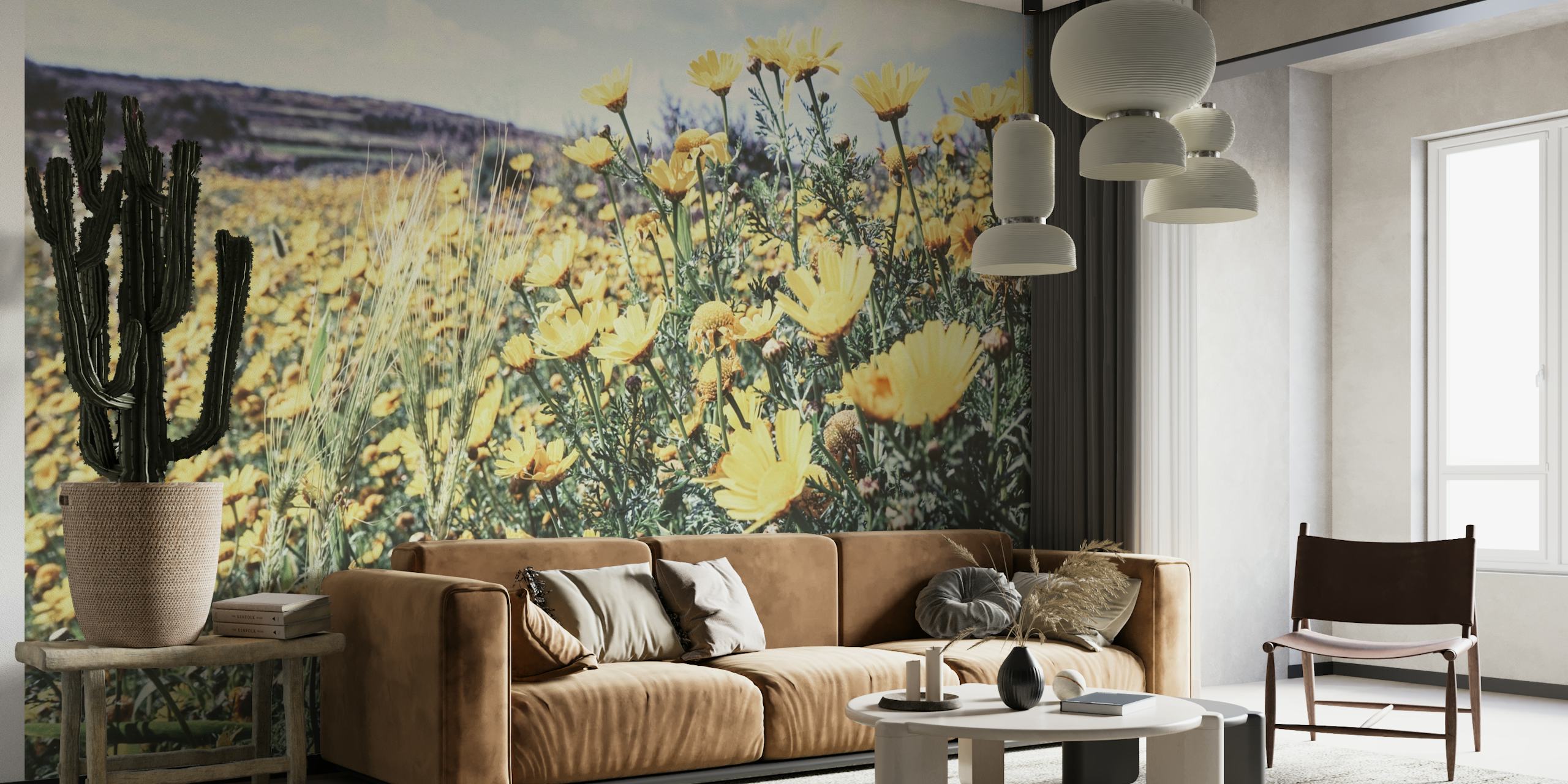 Pehmeä Flower Field -seinämaalaus keltaisilla luonnonkukilla ja aurinkoisella niityllä