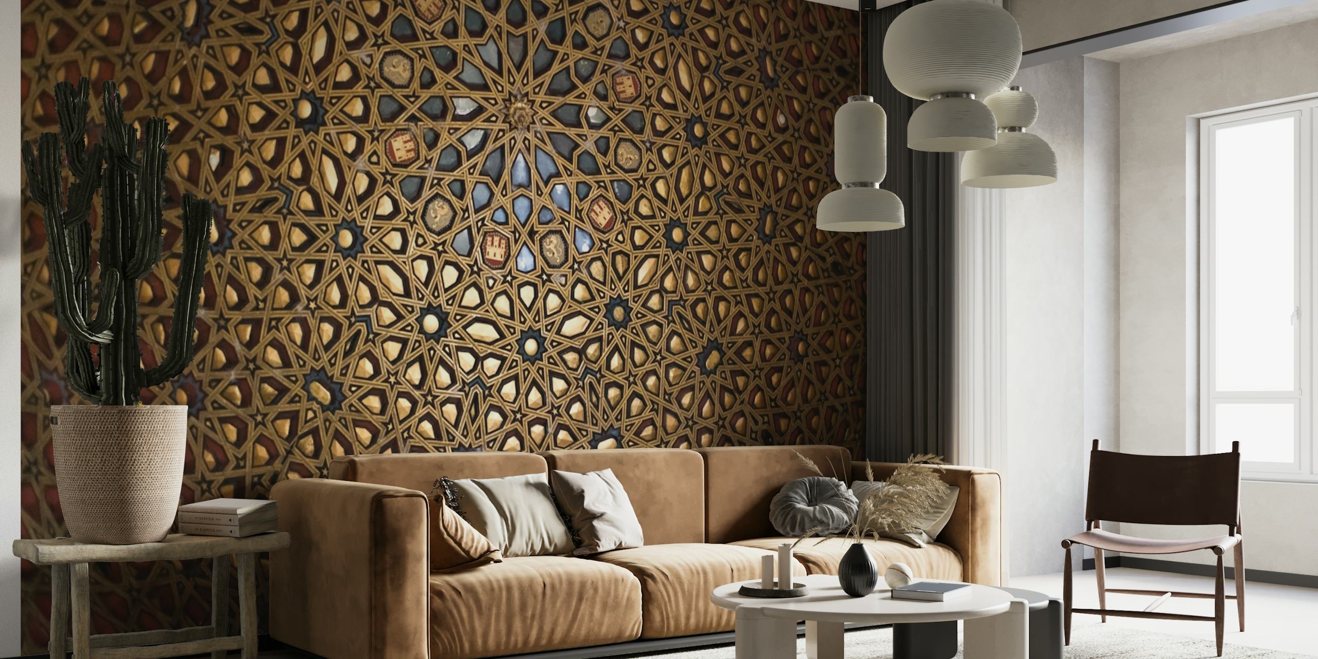 Mural de pared de techo dorado con motivos geométricos inspirado en el Alcázar