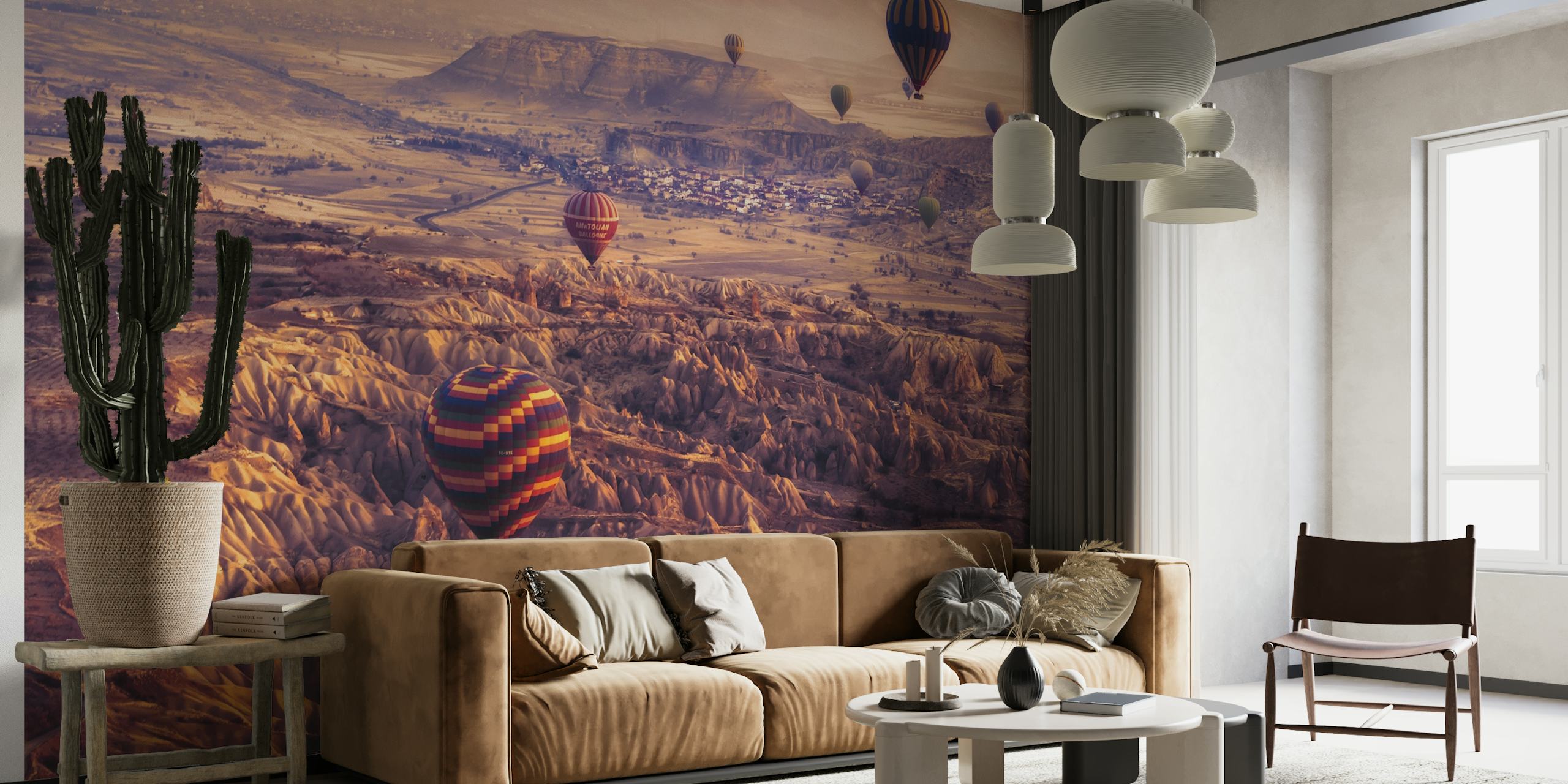 Heteluchtballonnen over schilderachtig landschapsmuurschildering