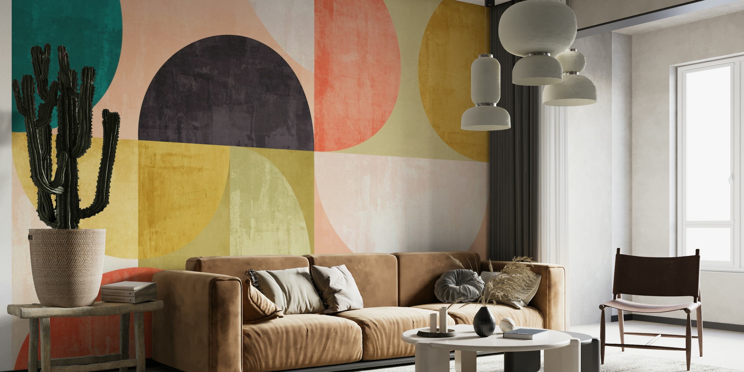 Abstraktní barevná nástěnná malba s geometrickými tvary v barvě teal, korál, hořčice a dřevěné uhlí