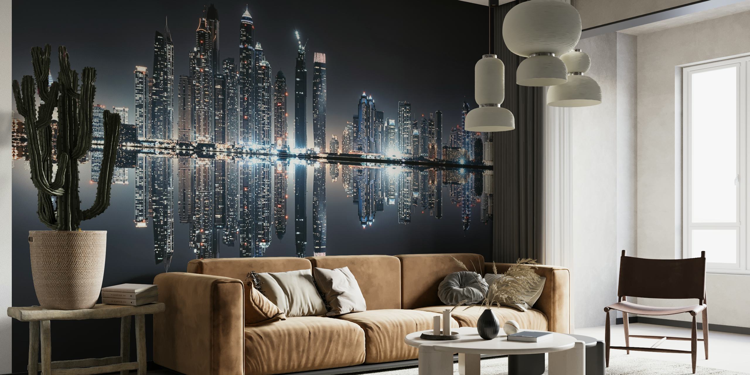 Dubai Marinan horisonttiseinämaalaus, jossa öiset kaupungin valot heijastavat veteen