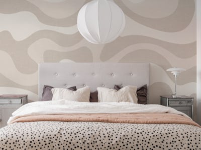 Neutral Flowing Forms