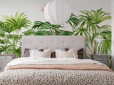Victorian Palm Leaves Elegance