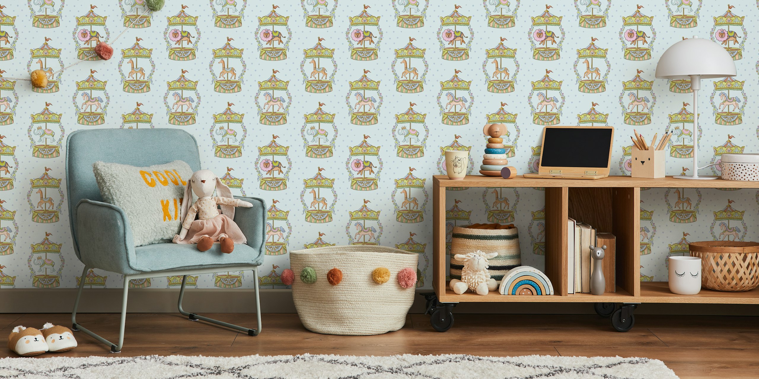 Whimsical Carousel Ride tapetti huoneessa
