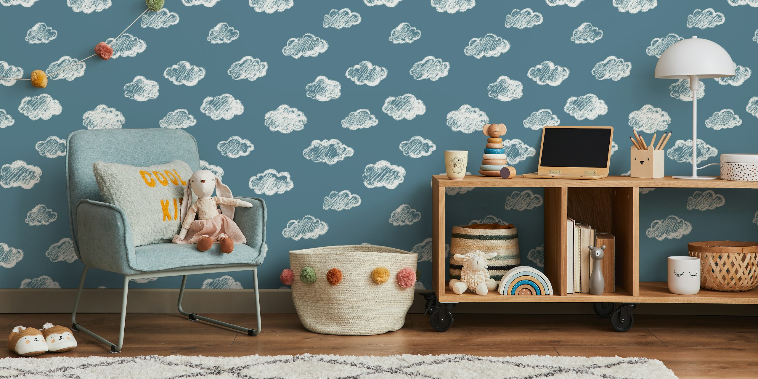 Chalk Clouds Pattern On Slate Blue ταπετσαρία