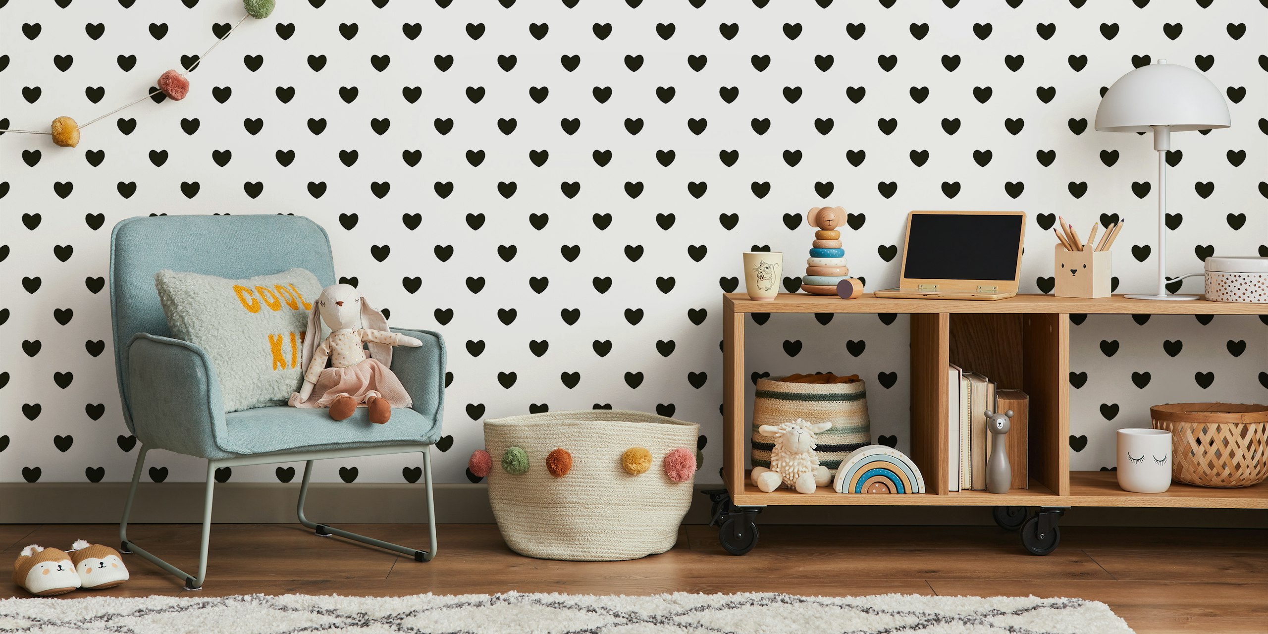 Black and white heart pattern wallpaper