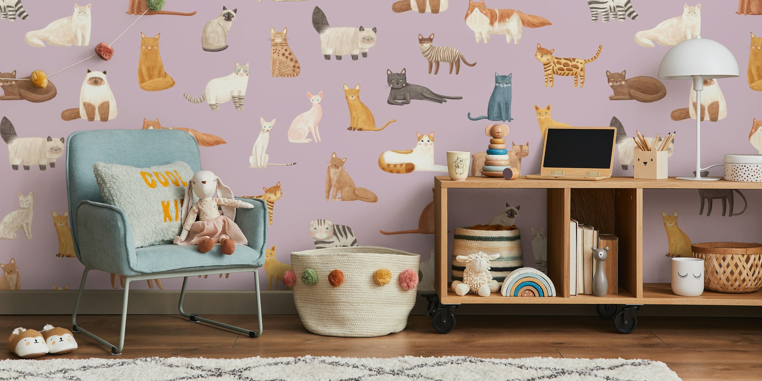 Lively Cats on Soft Purple tapet