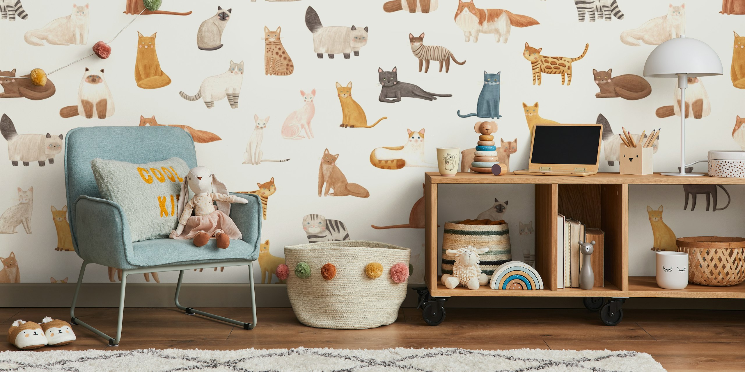 Playful Cats Parade carta da parati in una stanza