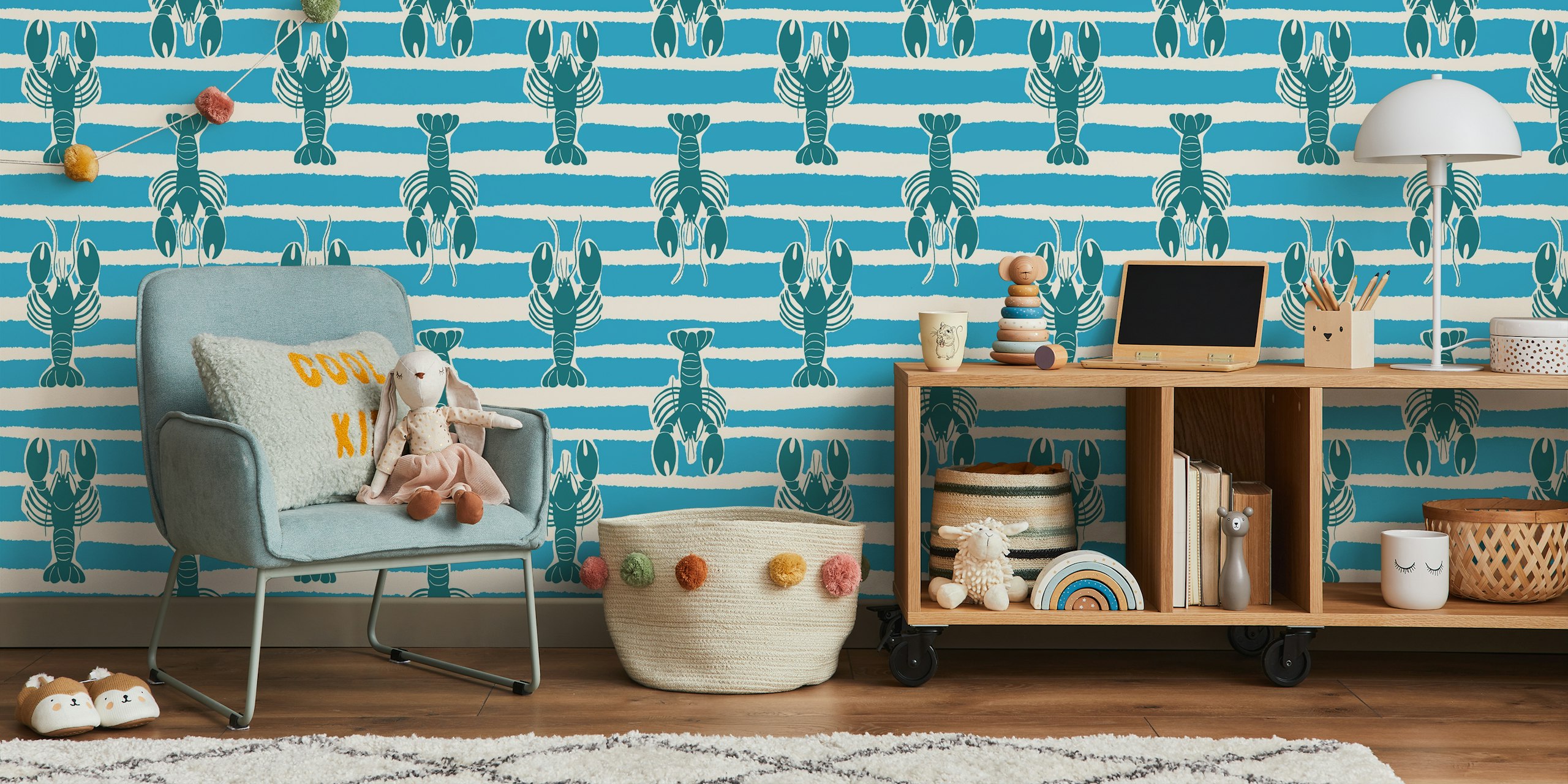 Lobster Stripe wallpaper dans une pièce