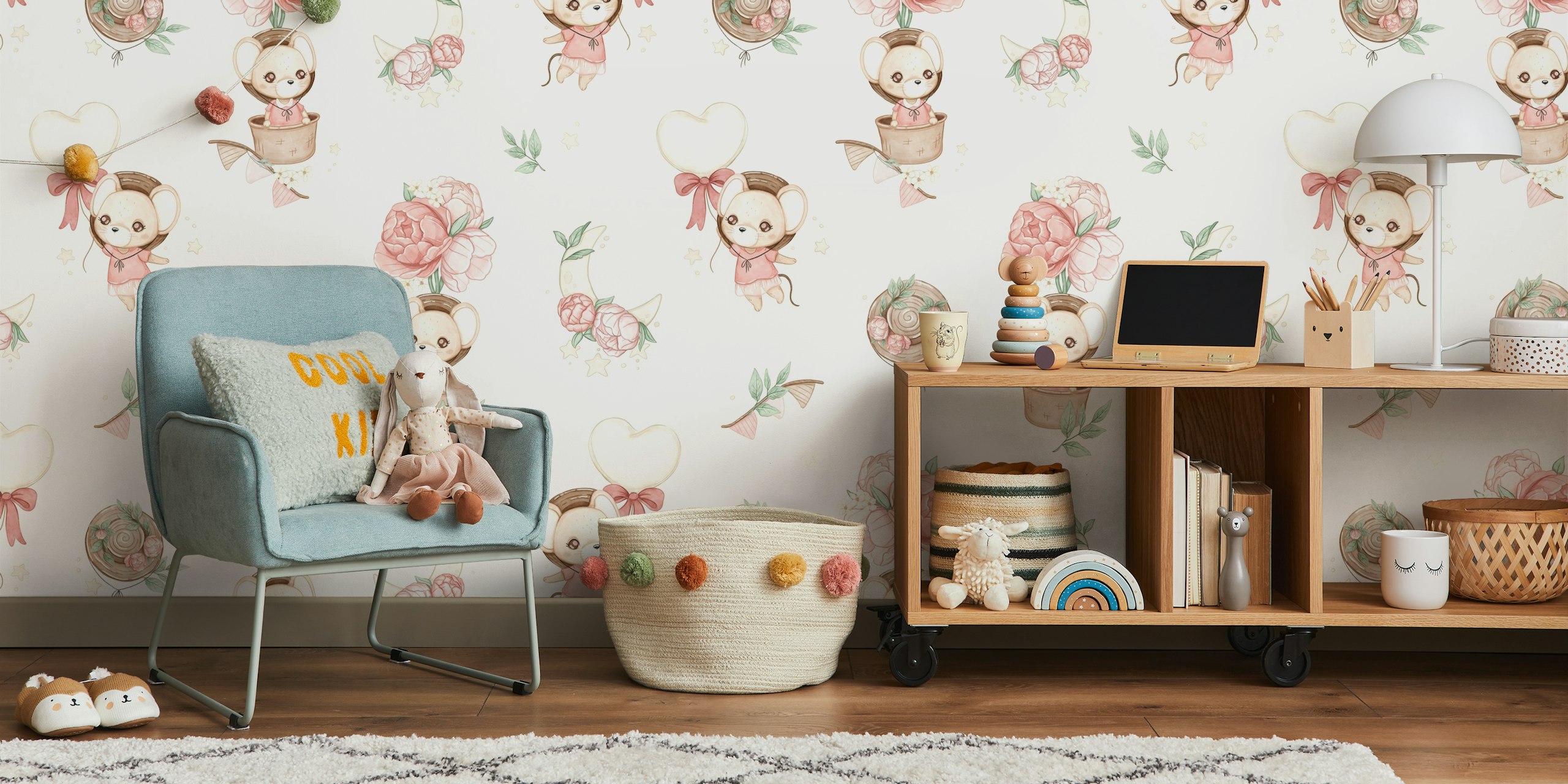 Fly High Little One beige tapetti huoneessa