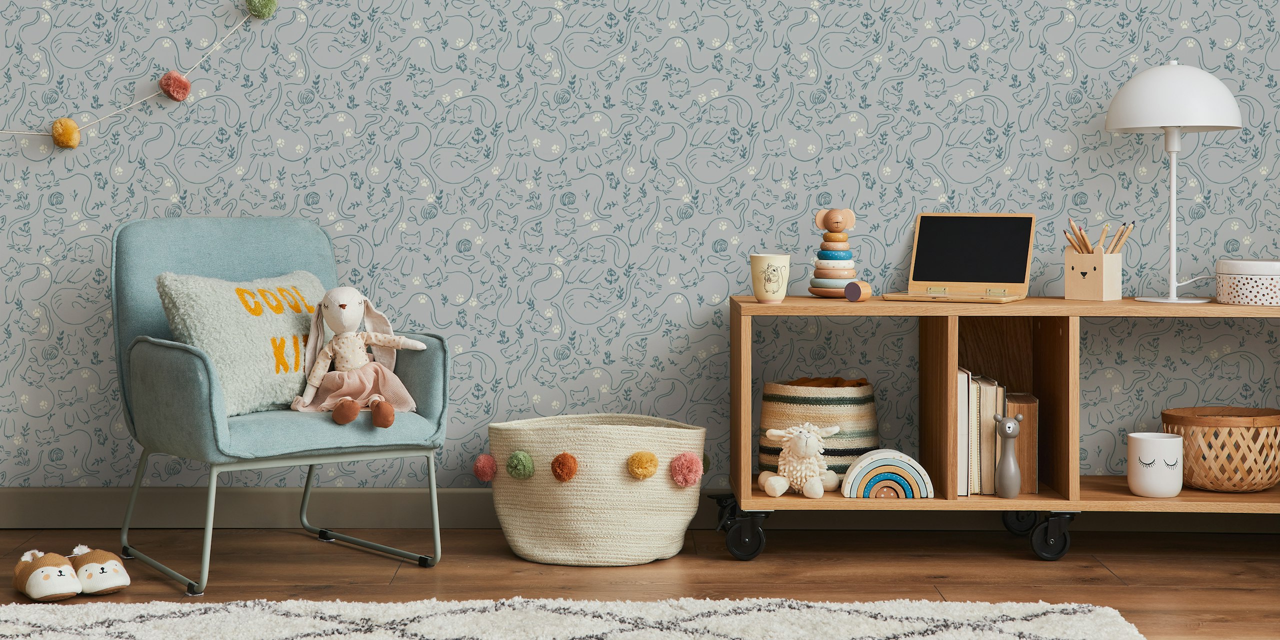 Cozy cat patterns in gray color wallpaper