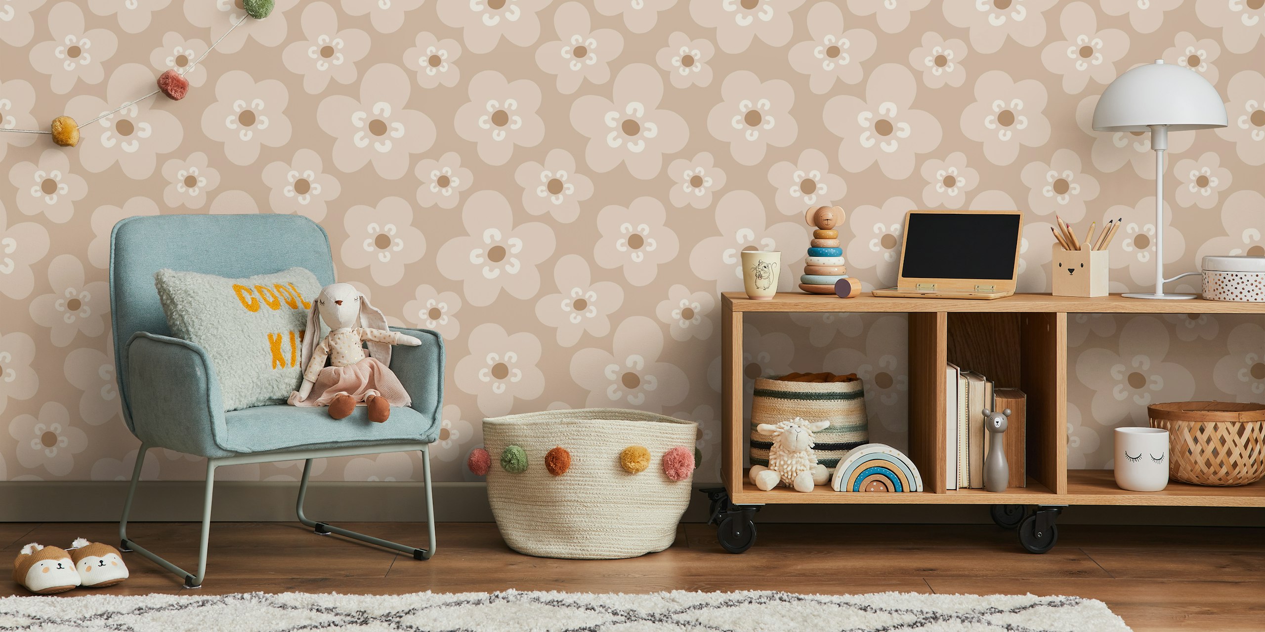 Mimi Scandi Flowers behang in een gezellige kamer