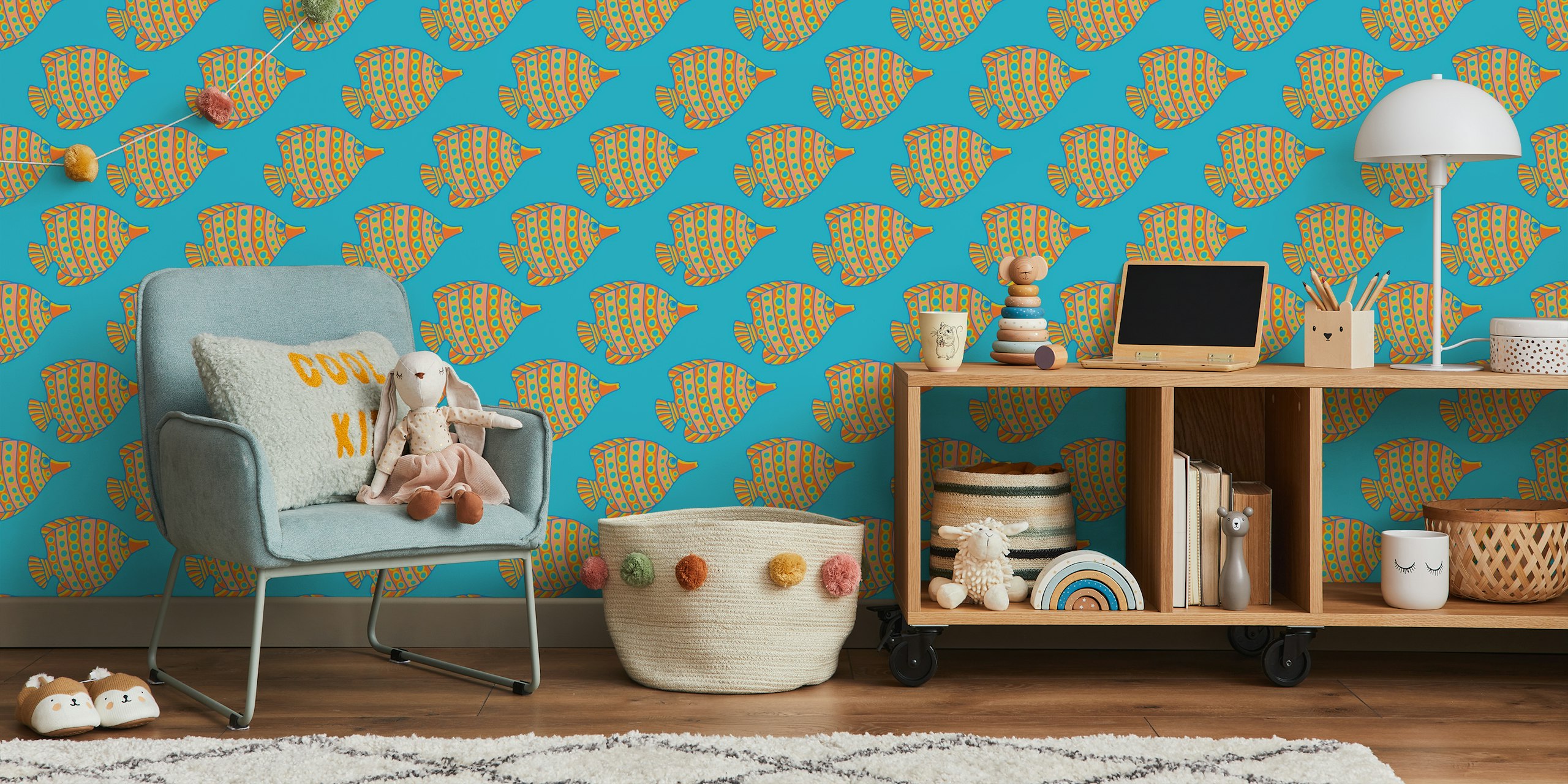Papel de parede de peixes tropicais em um quarto vibrante