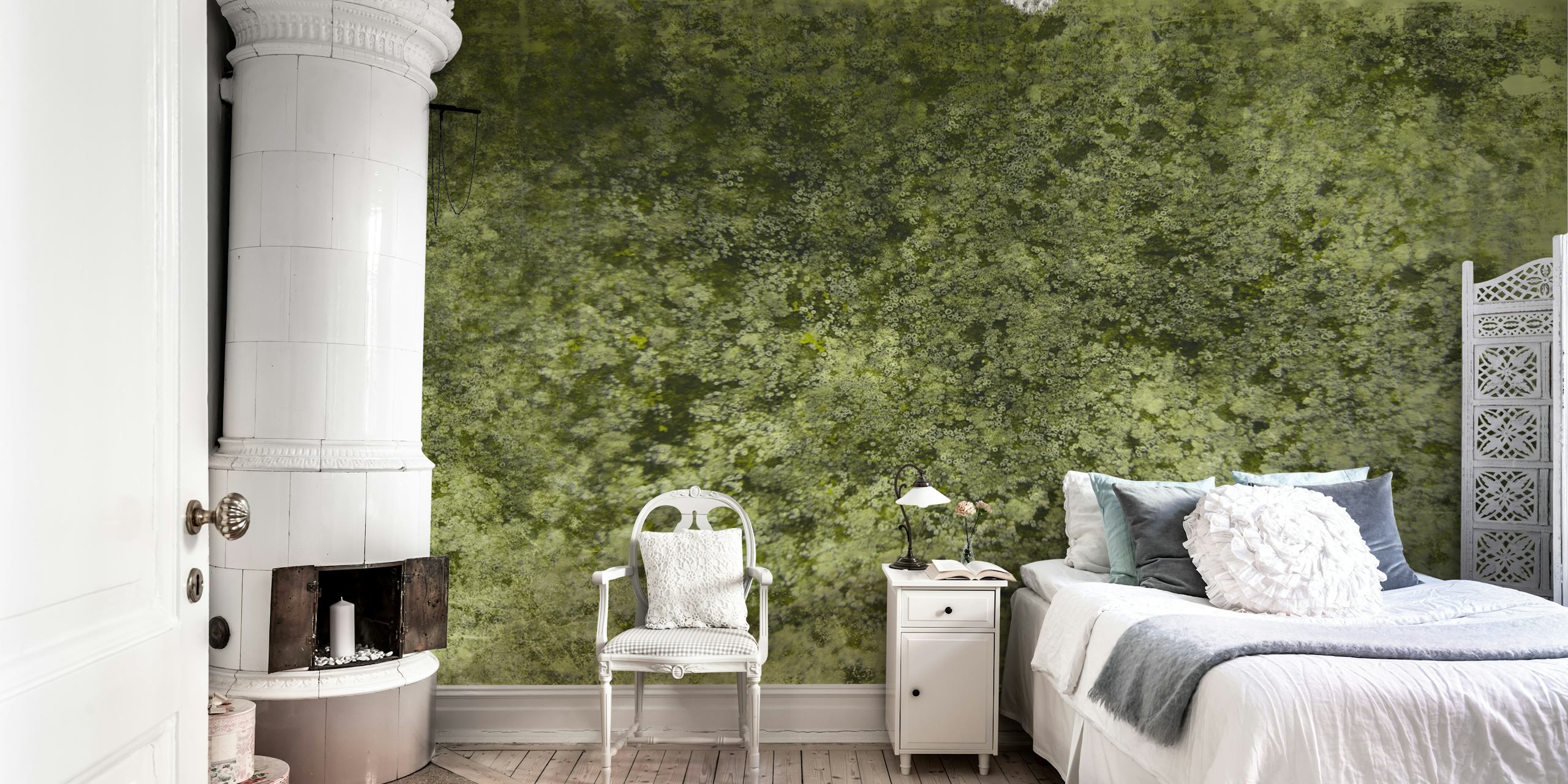 Woodland Moss Serenity-Tapete in einem Raum