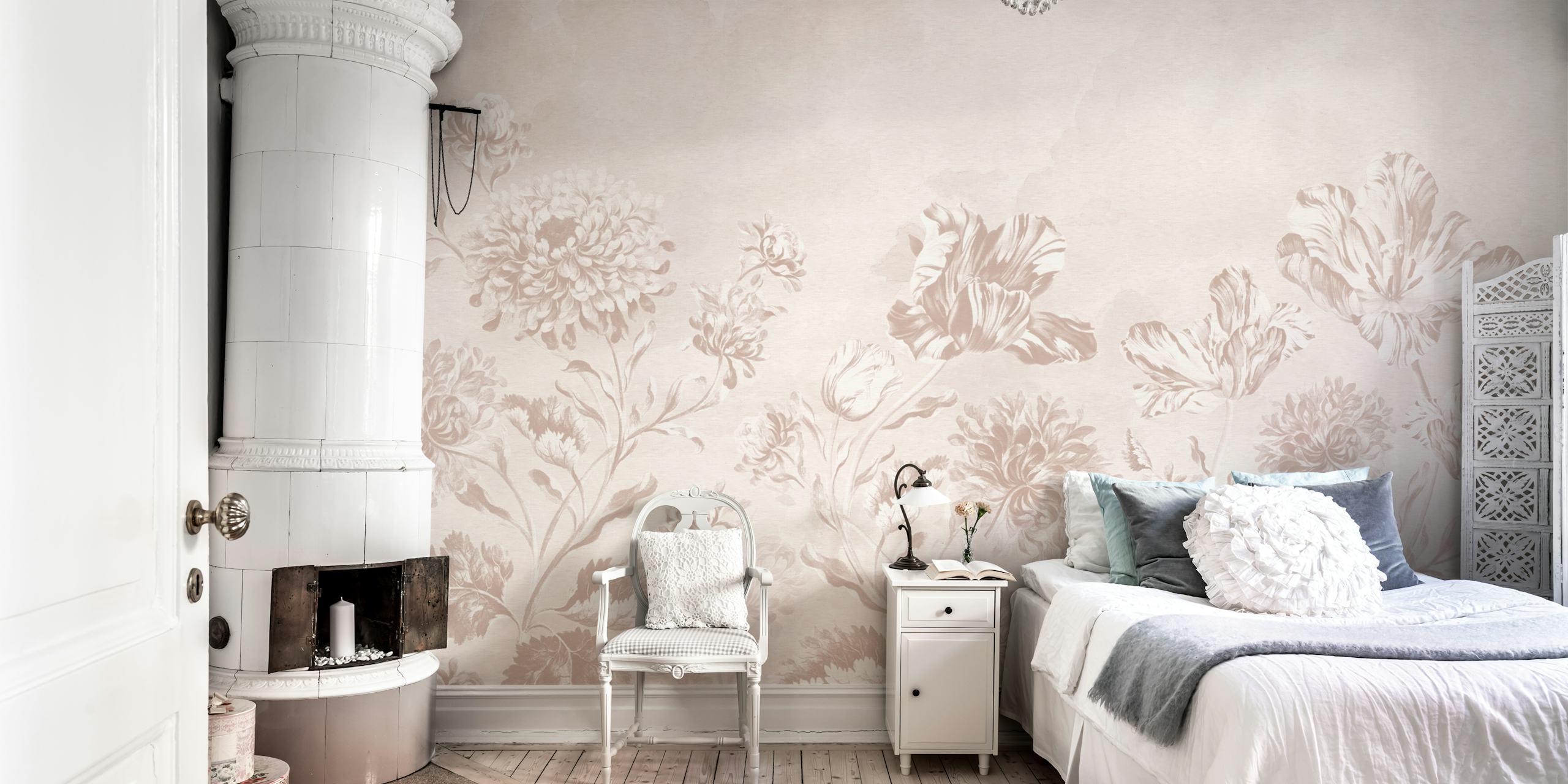 Large Spring Baroque Flowers Tapete in einem Raum