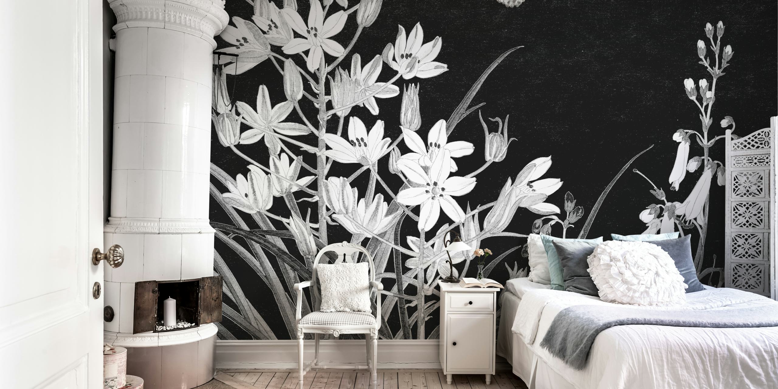 Skandinaavistyylinen kukkainen seinämaalaus yksivärisessä paletissa