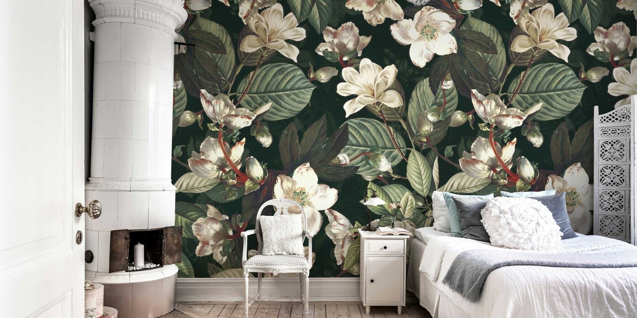 Fleurs blanches et vertes sur fond noir, style floral wallpaper