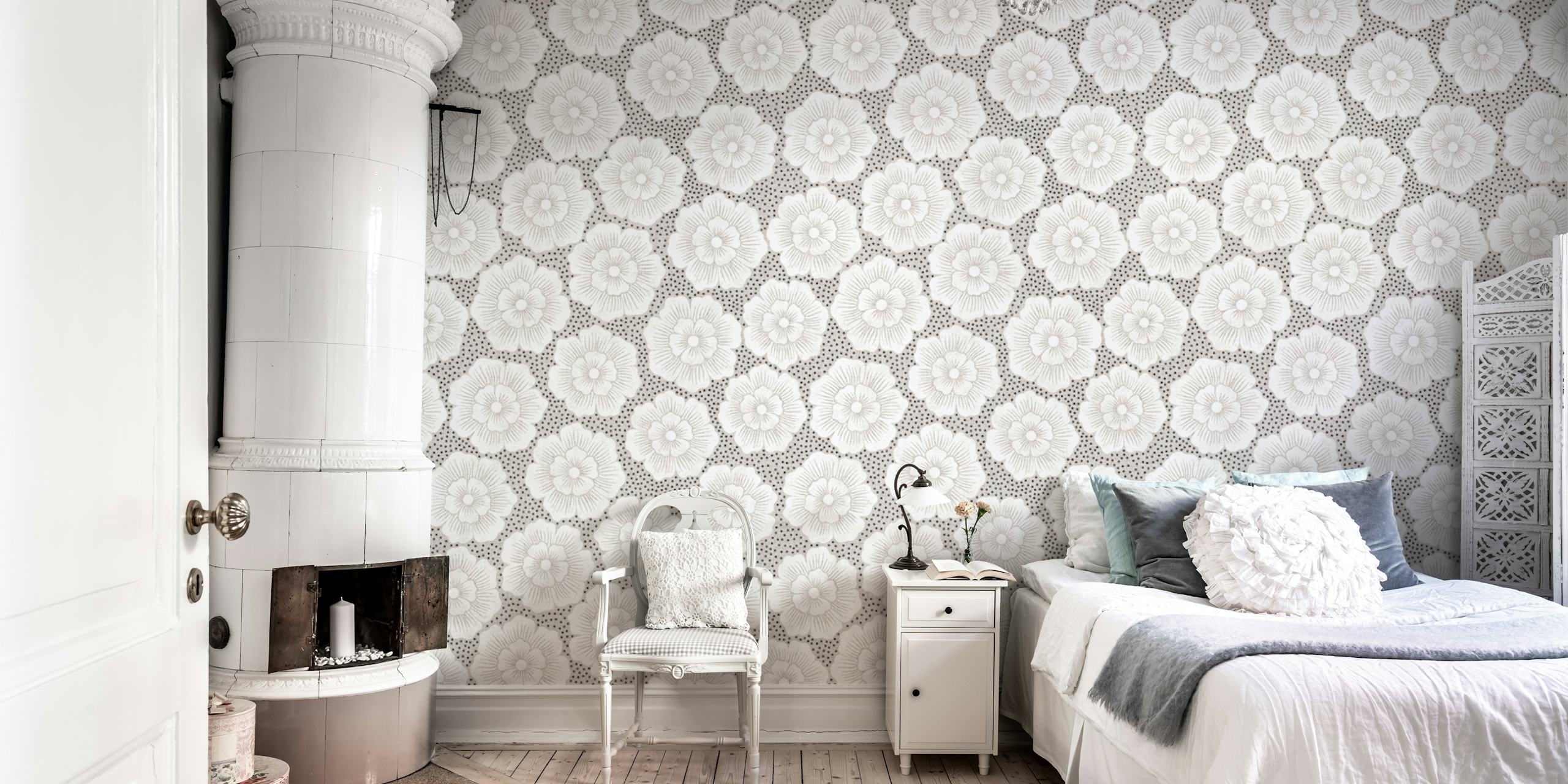 Lucy Floral White behangontwerp in een kamer