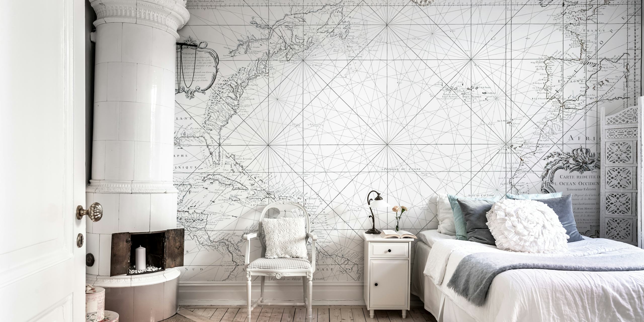 Ocean occidental map wallpaper in a room