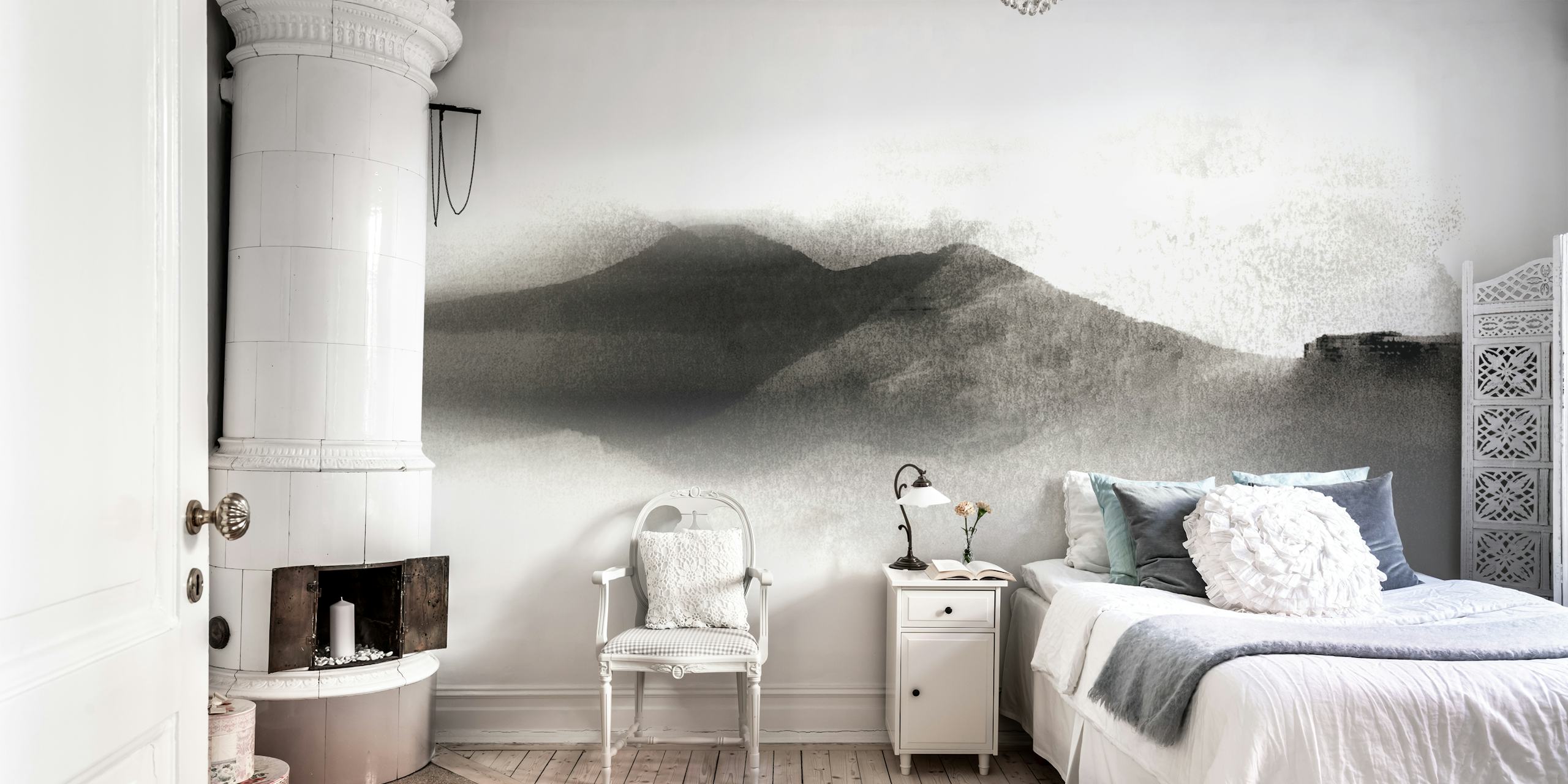 Soft Japan Mountain Horizon Tapete in einem Raum