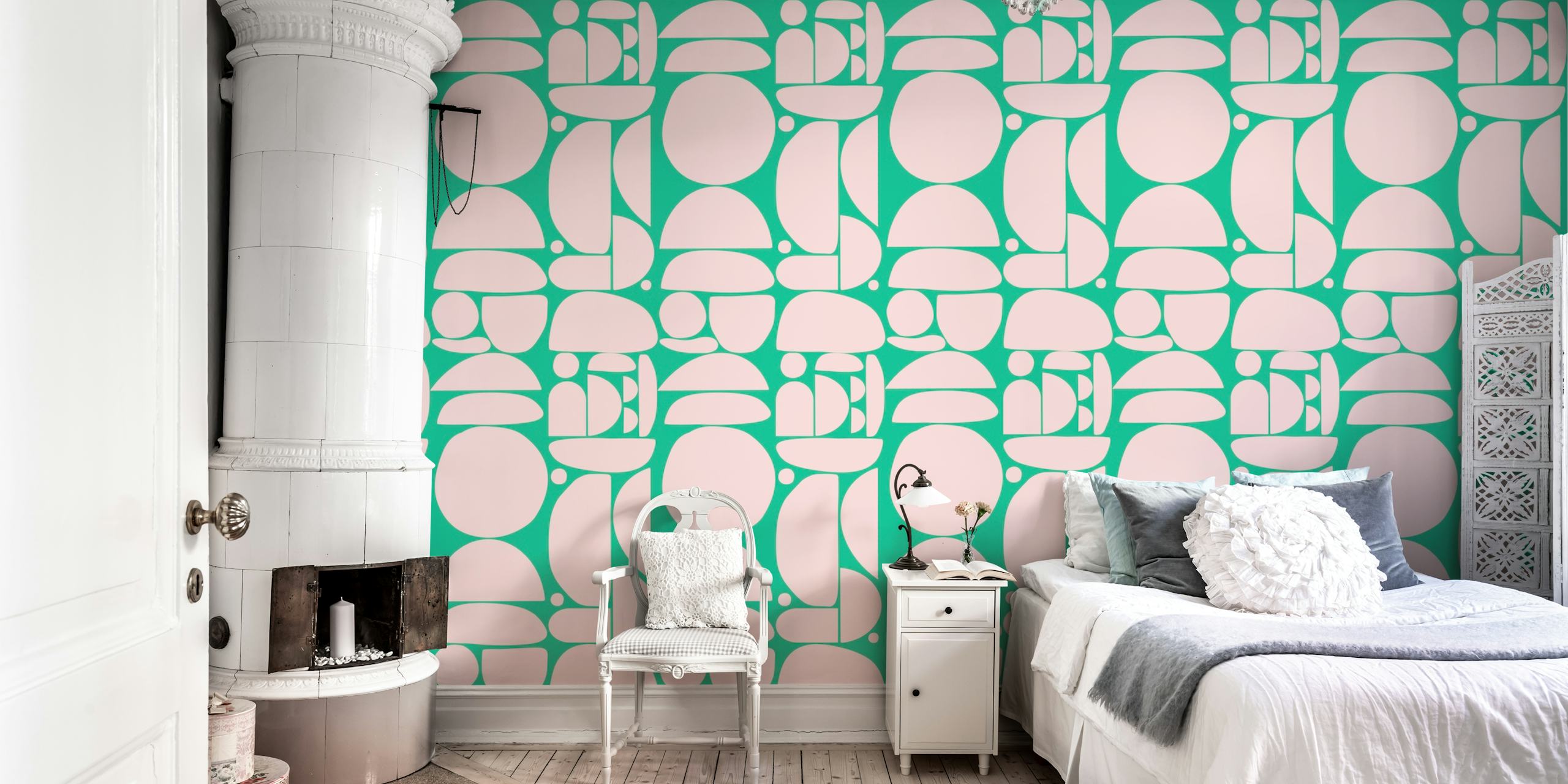 Carta da parati Pink Green Cutout Shapes in una stanza