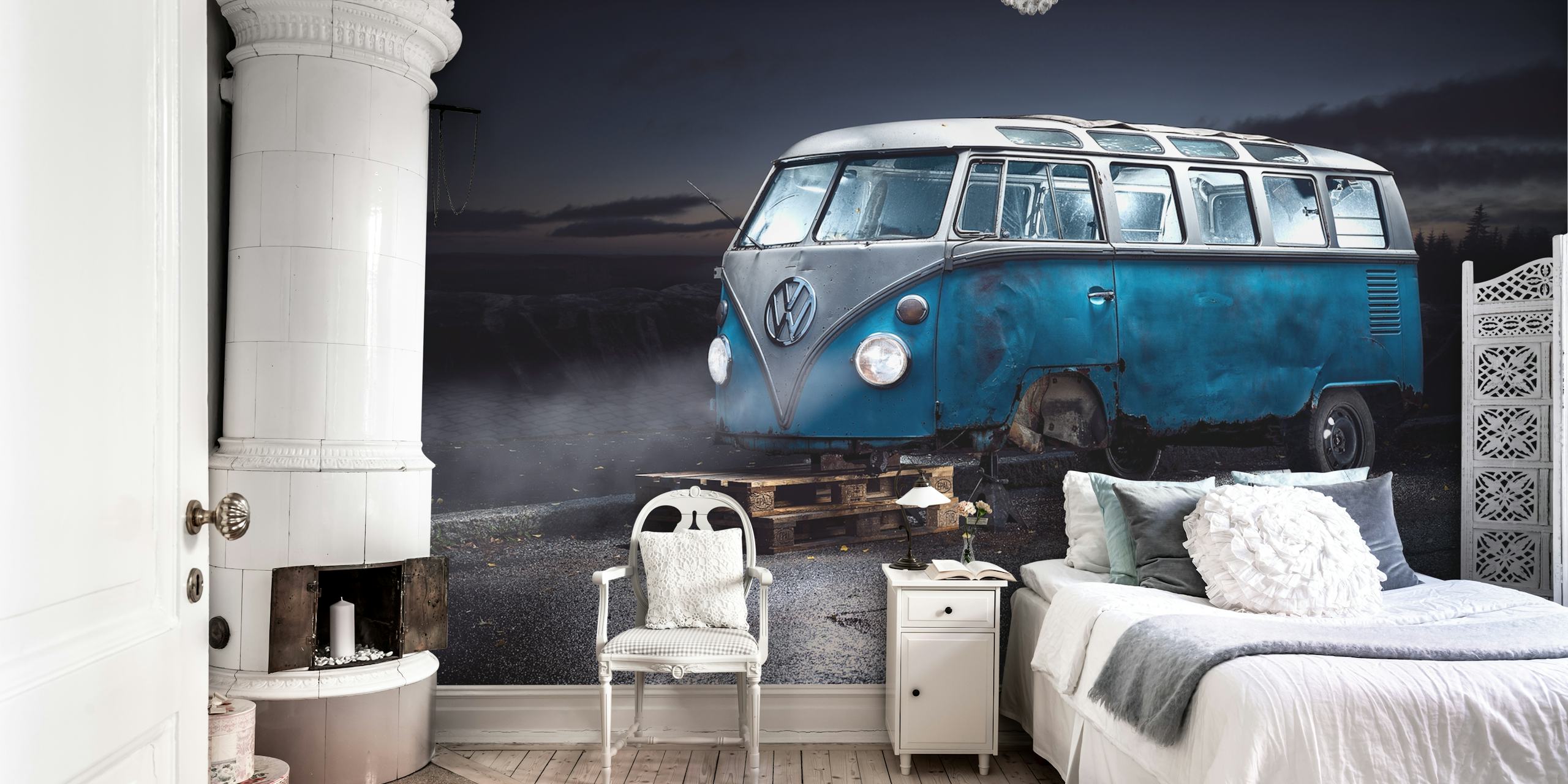 VW Kleinbus Tapete in einem stilvollen Interieur