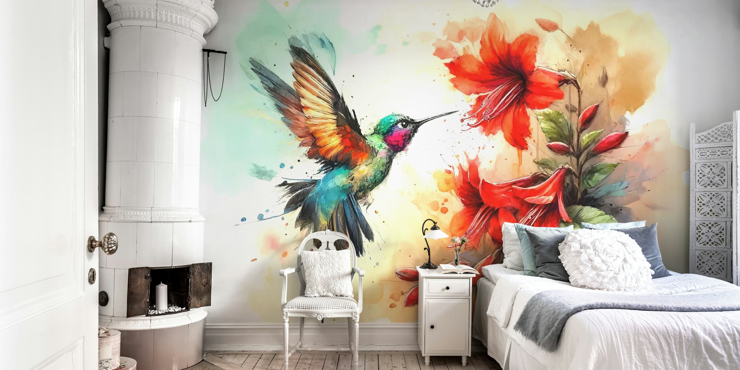 Hummingbird in der Nähe von roten Blumen