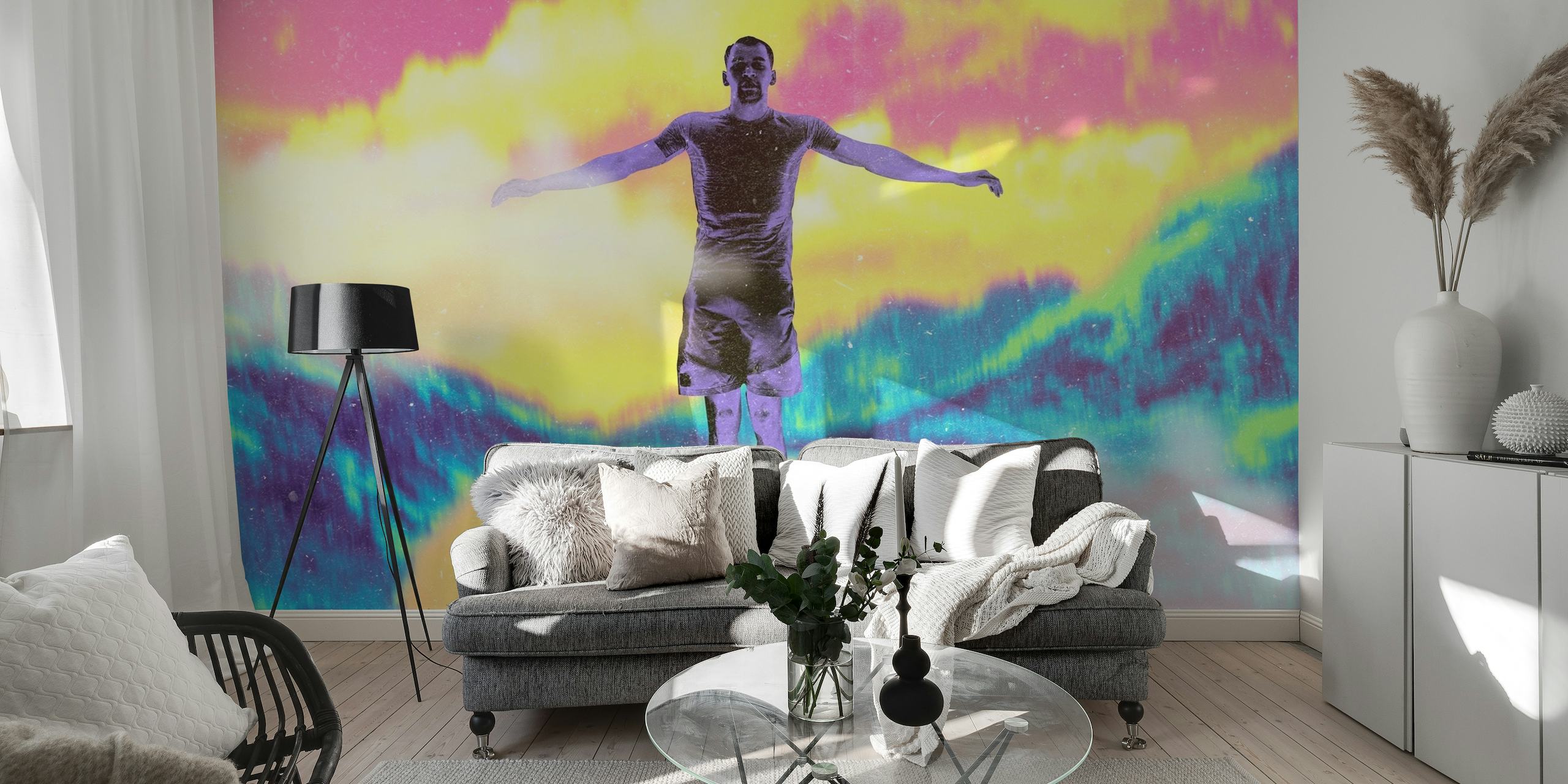 Silhouet met gespreide armen tegen een psychedelische grungemuurschildering als achtergrond