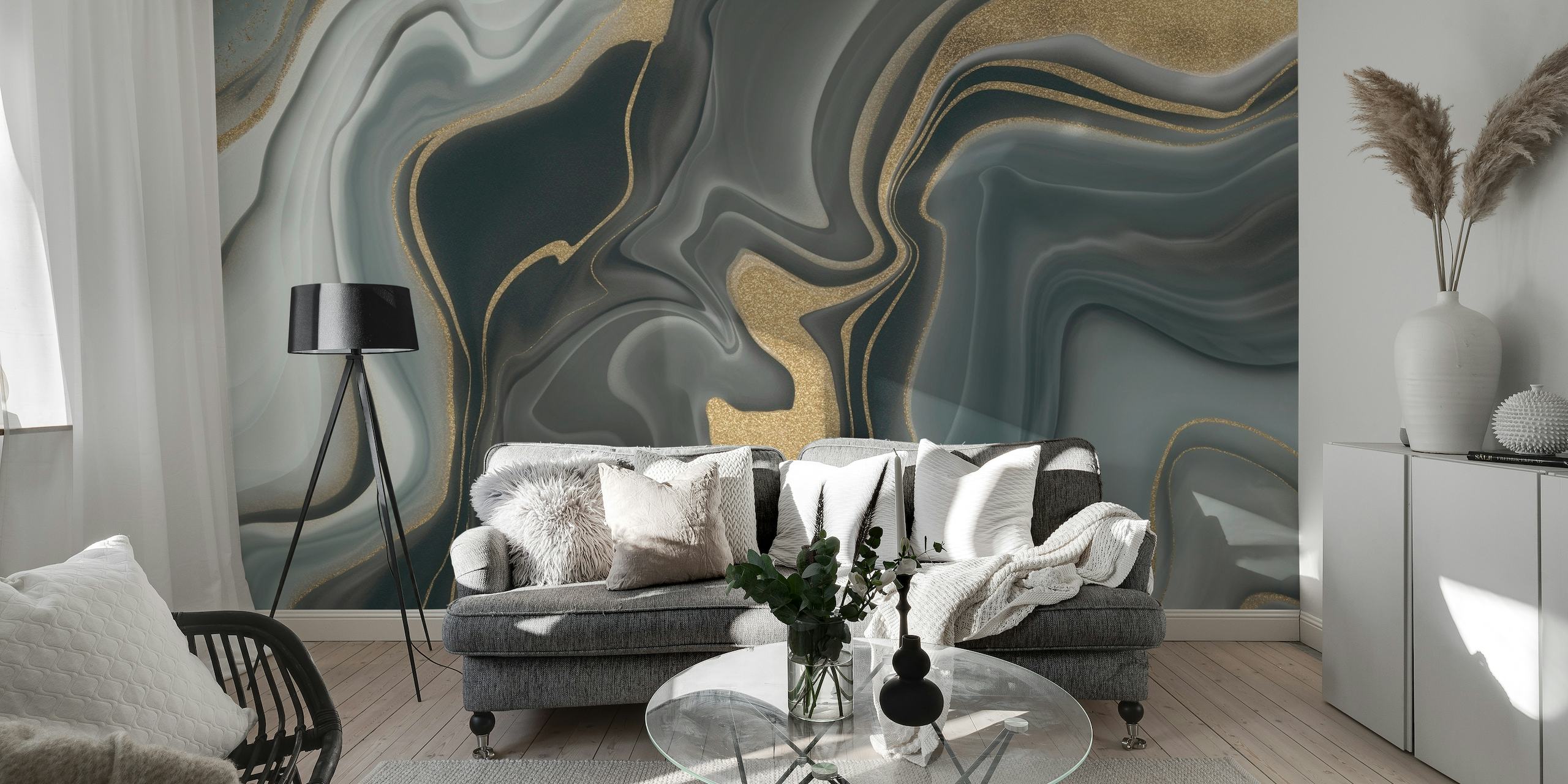 Elegante muurschildering met marmerthema en gouden en grijze patronen