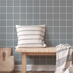 Small Grid Pattern - Gray and White
