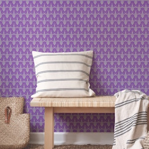 Violet Vintage Charm
