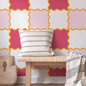 Wavy Checker Queen Pink & Ruby