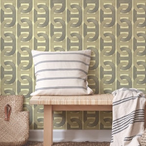 Retro Chain Loops (accent wall)