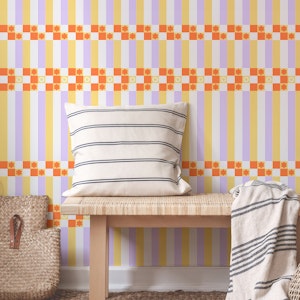 Nostalgic Gingham Sun and Flowers