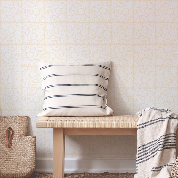 Flower Grid - Cream