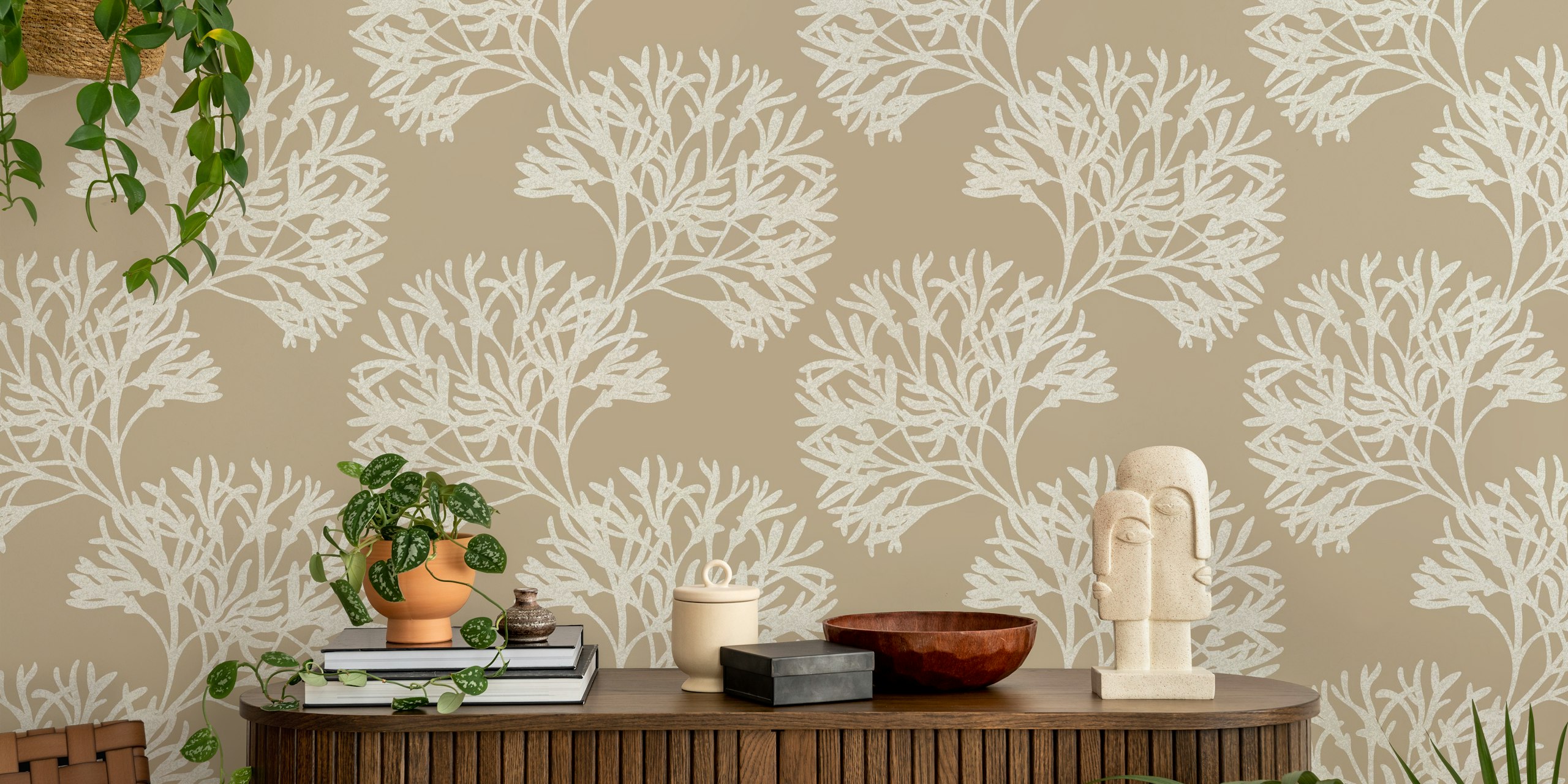 Floral beige and white patterned wallpaper