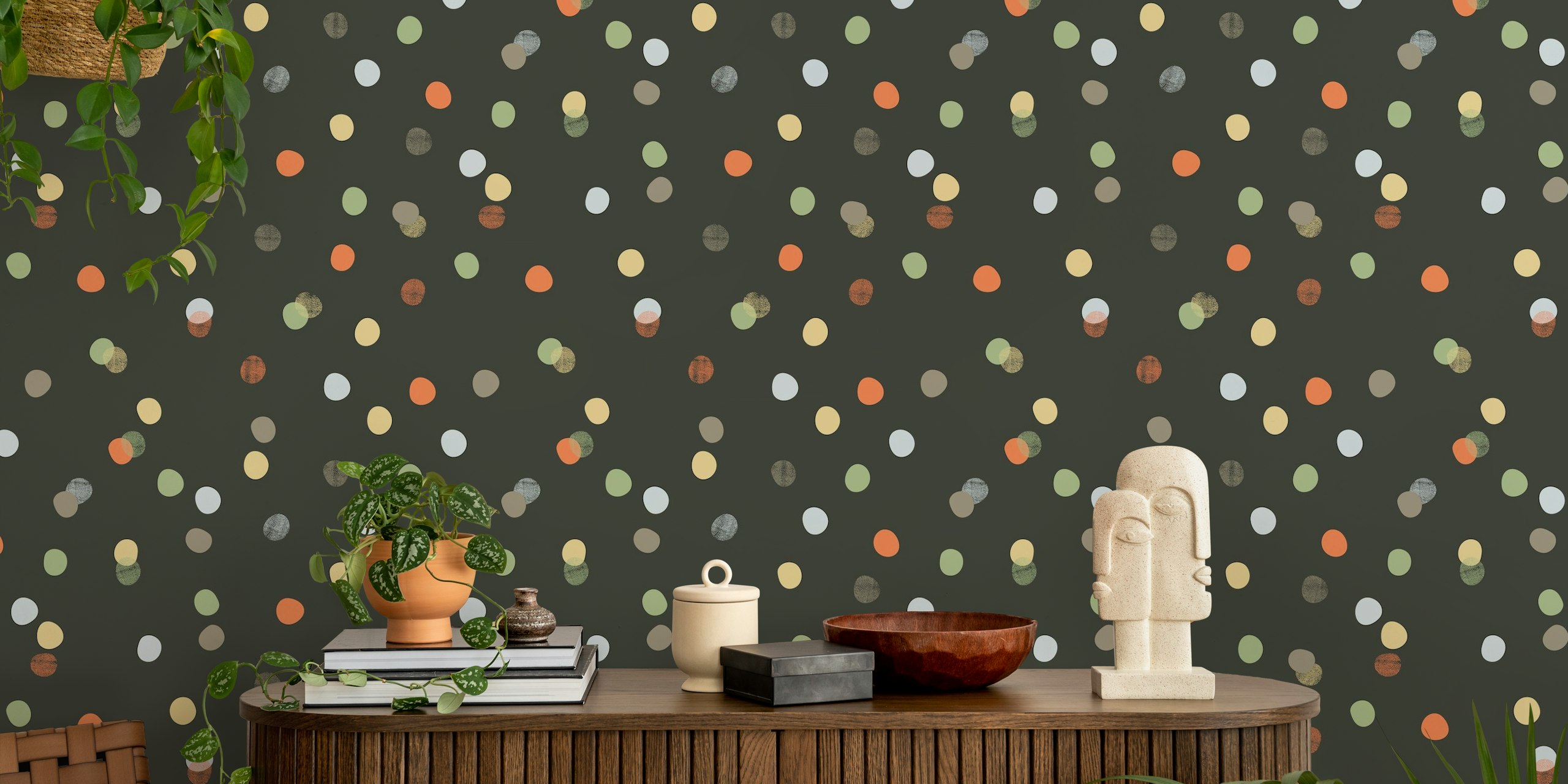 Colorful confetti polka dots Tapete in einem Raum
