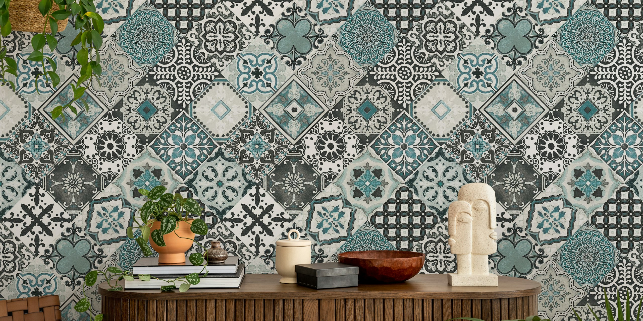 Talavera Tiles Grey Mint Teal papel pintado en una habitación