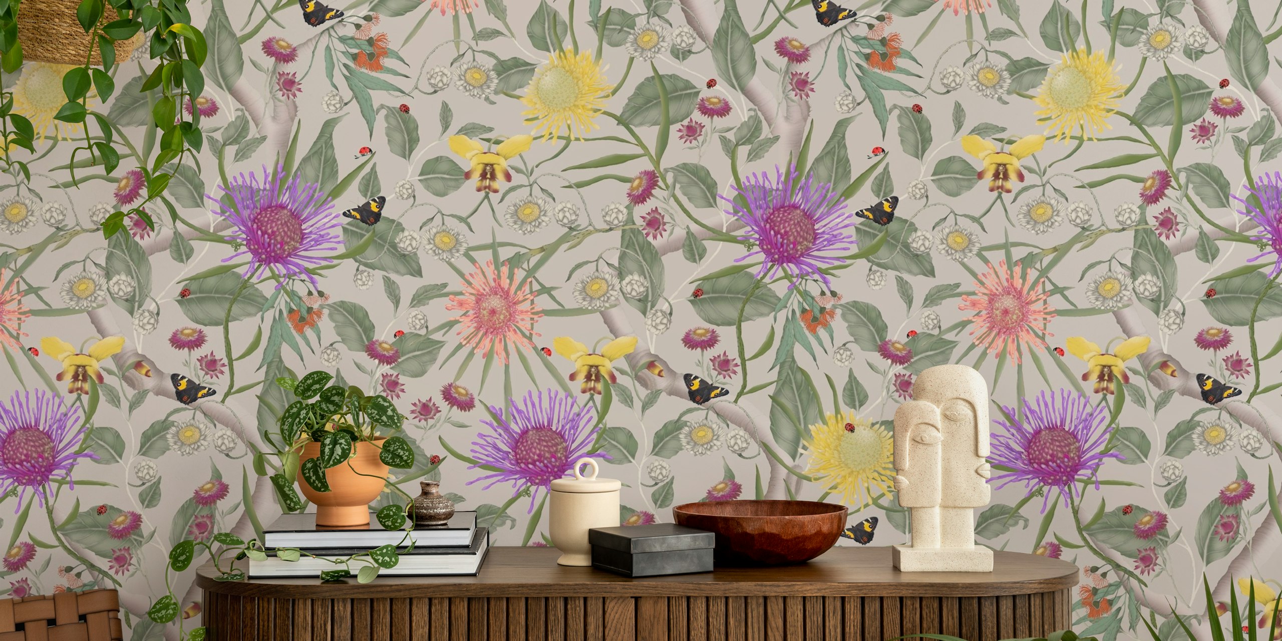 Wildflowers wallpaper en un entorno de habitación