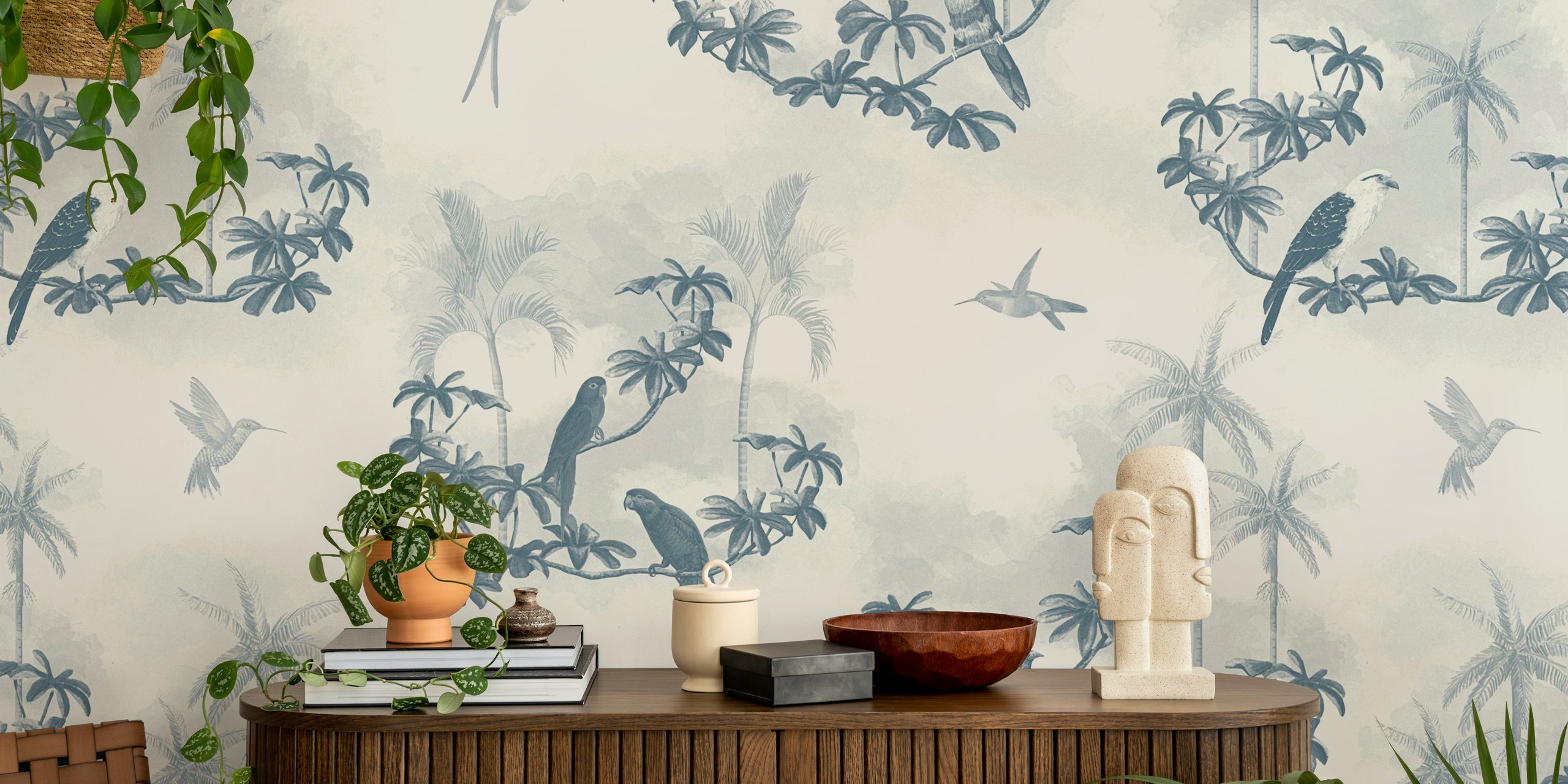 Serene blue Tropical Scenes Tapete in einem Raum