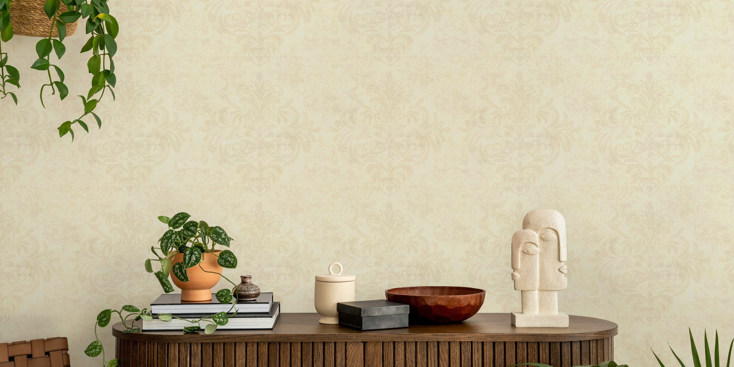 Cream damask pattern wallpaper with elegant vintage design