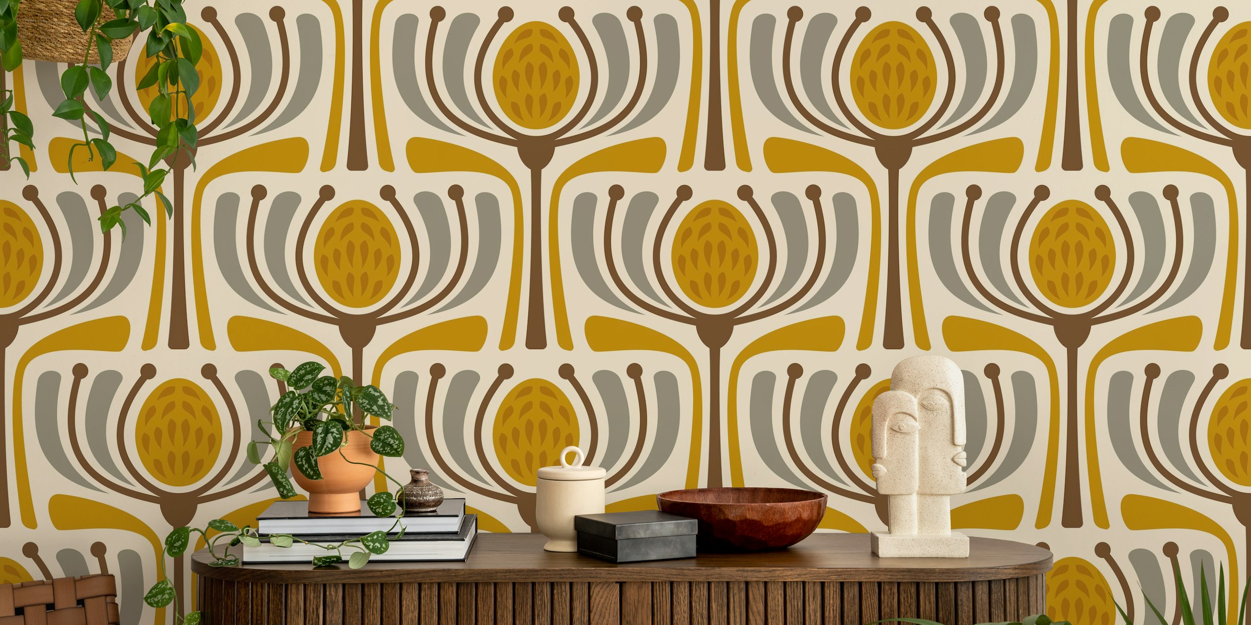 Mid-Century Modern Bloom in Yellow tapet i ett rum
