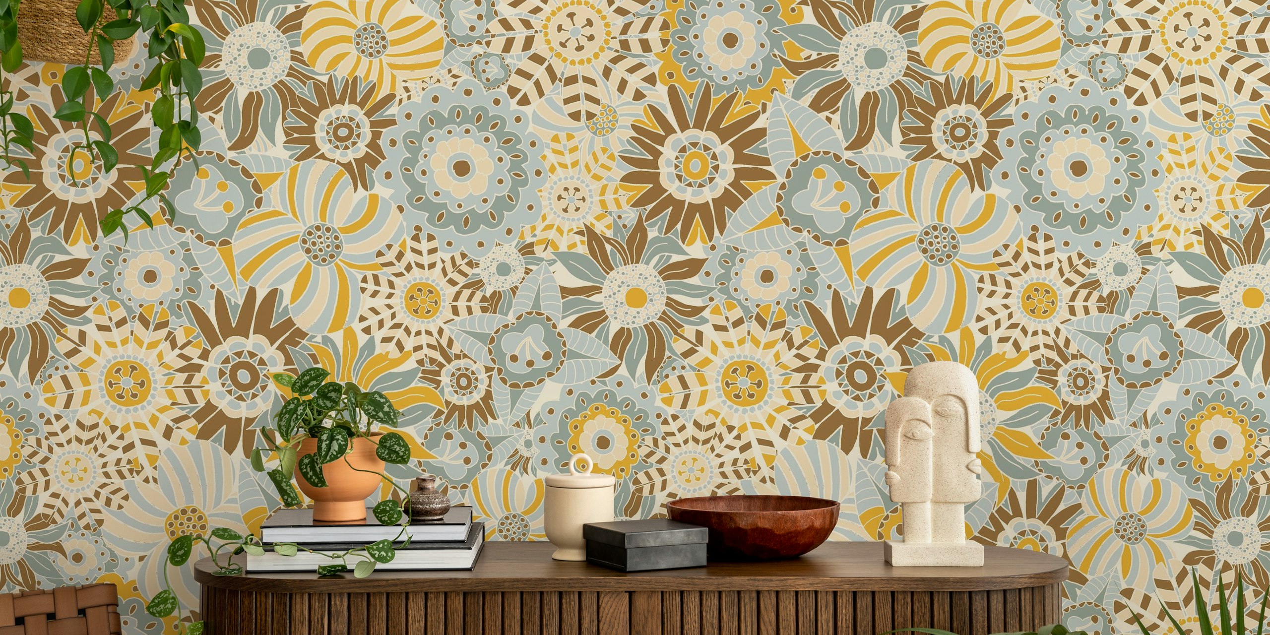 Maximalist floral vrt wallpaper u sobi