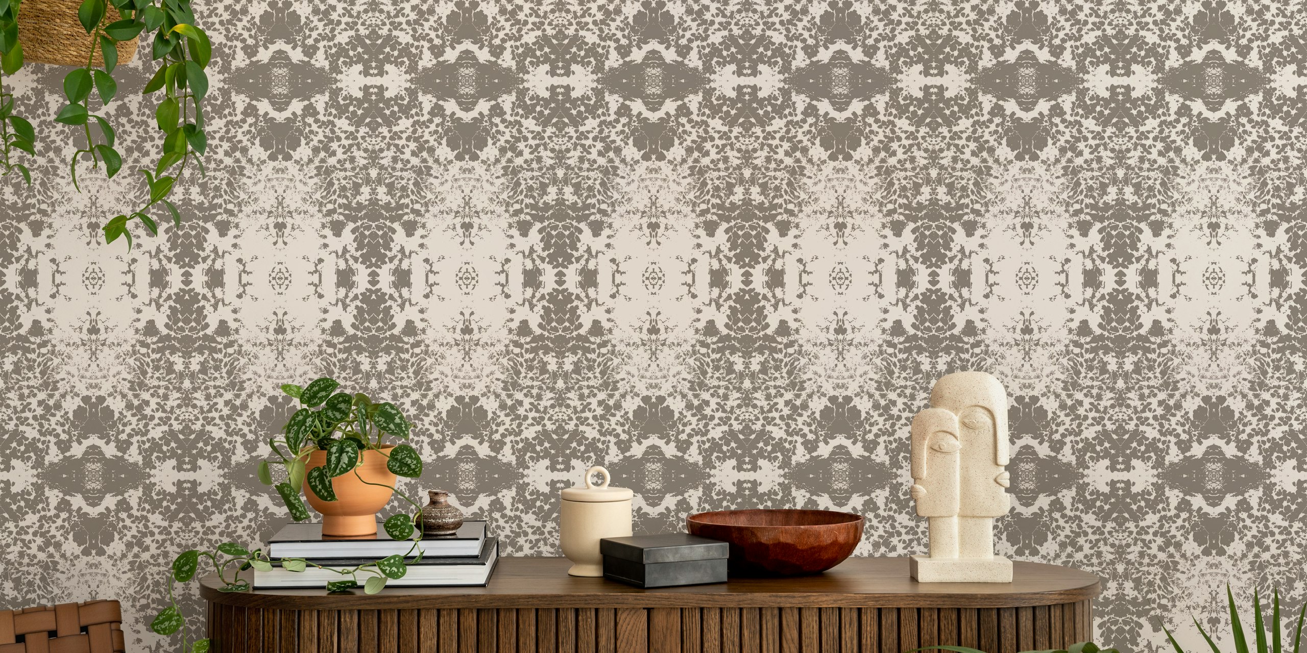 Papel de parede abstrato inspirado na natureza marron – brown em um quarto