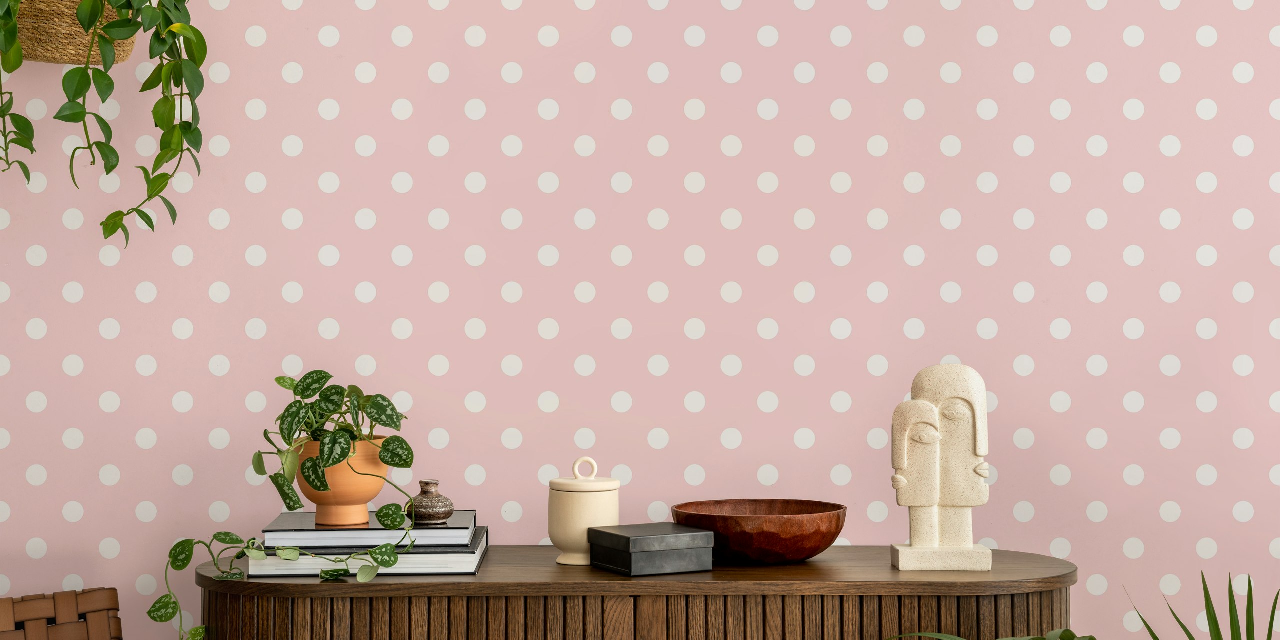 Polka Dots - Candy Blush 2 papel tapiz en una habitación