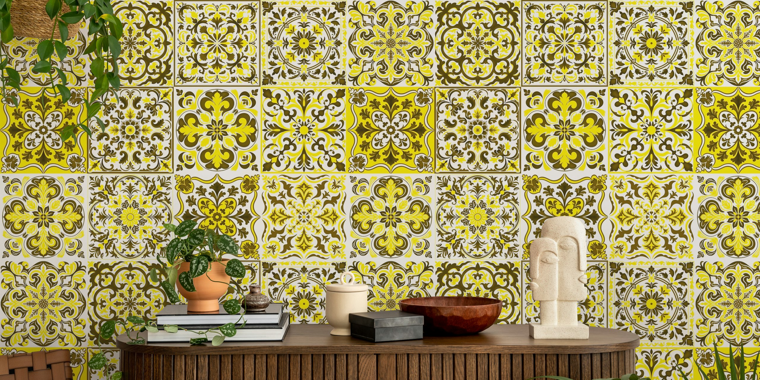 Mixed Ceramic Tiles 9 papel pintado amarillo en una habitación