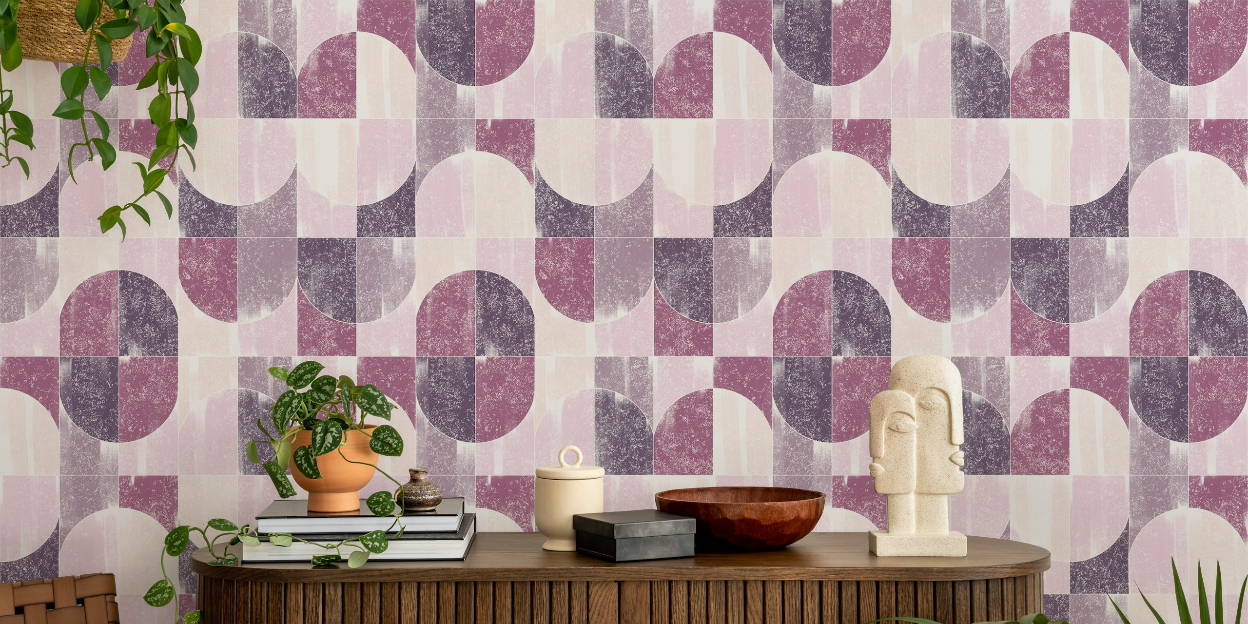 Sponge Painting Geo Tiles Purple Vibes behang in een kamer