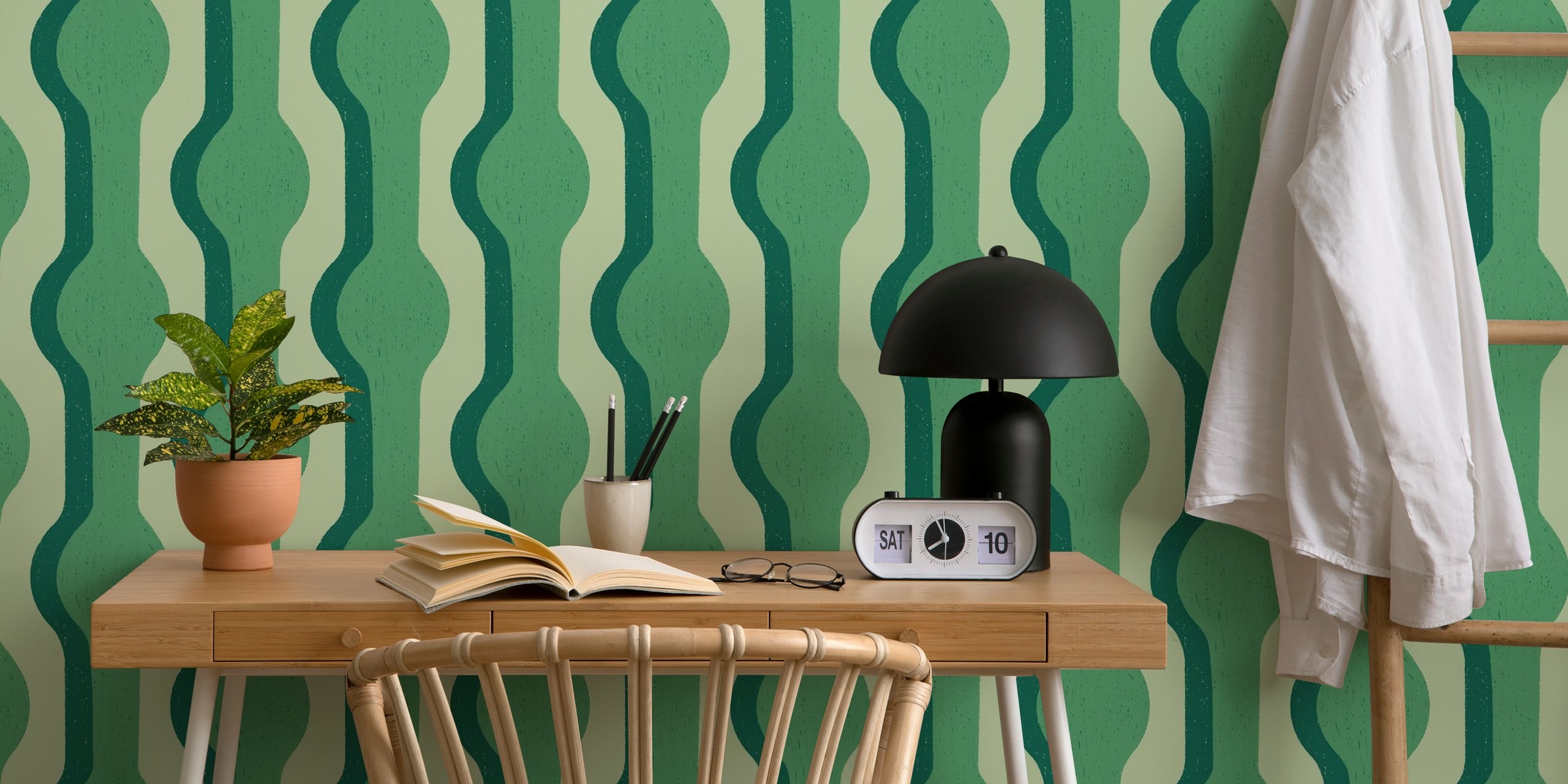 Emerald Green Vintage Geo Shapes tapet i ett rum